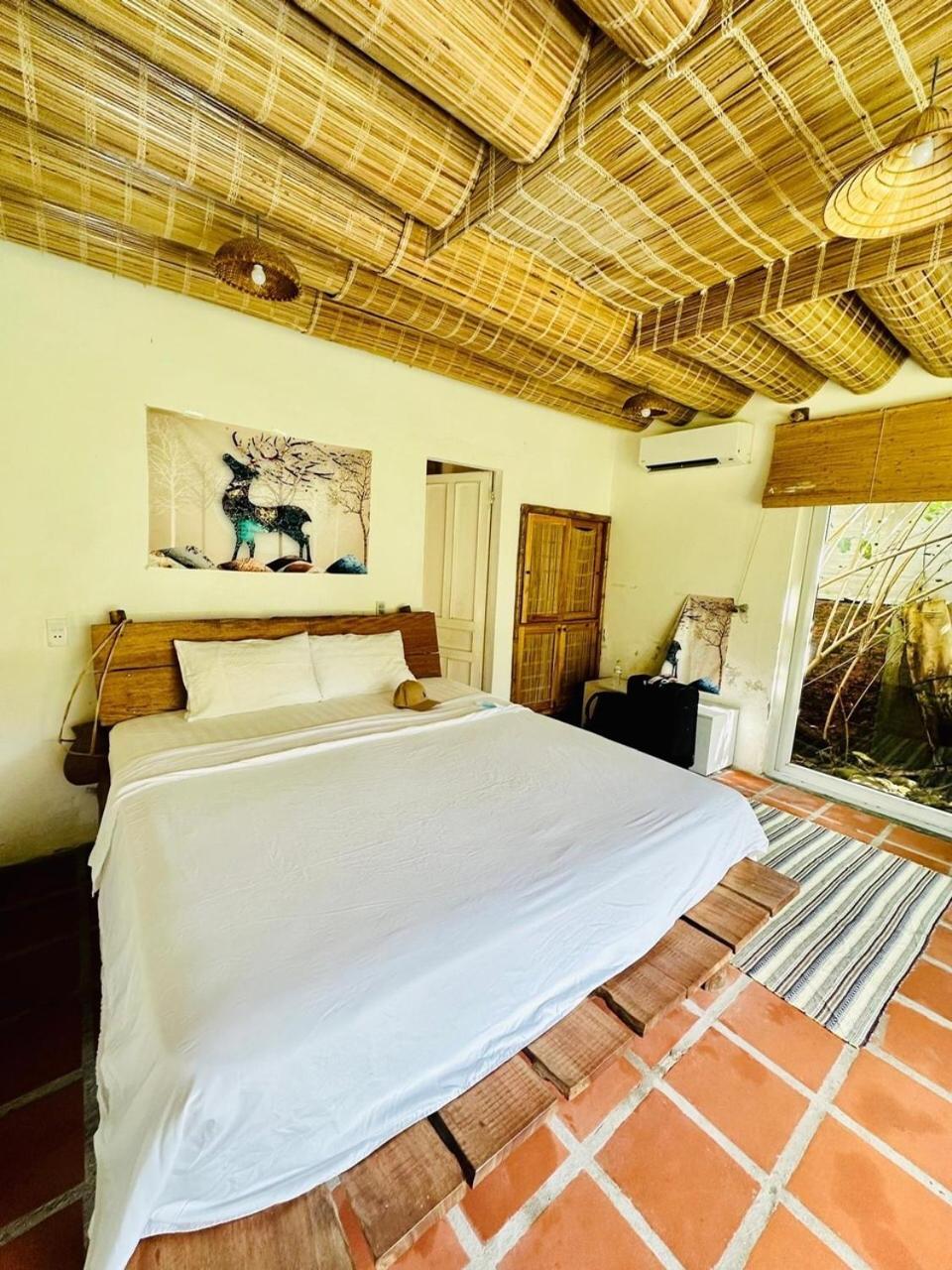 Family Room With Garden View photo 1