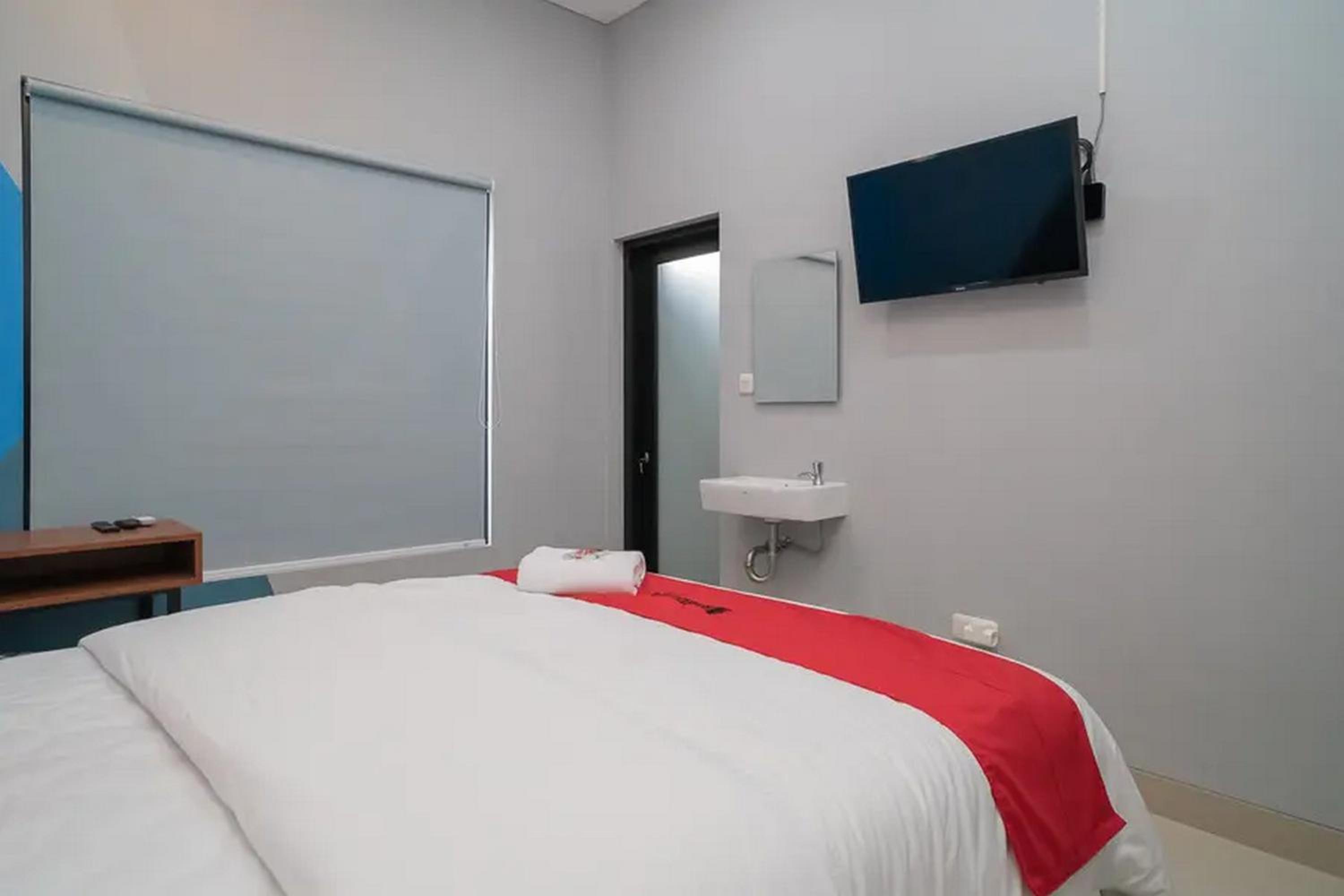 Standard Double Room - Photo 22