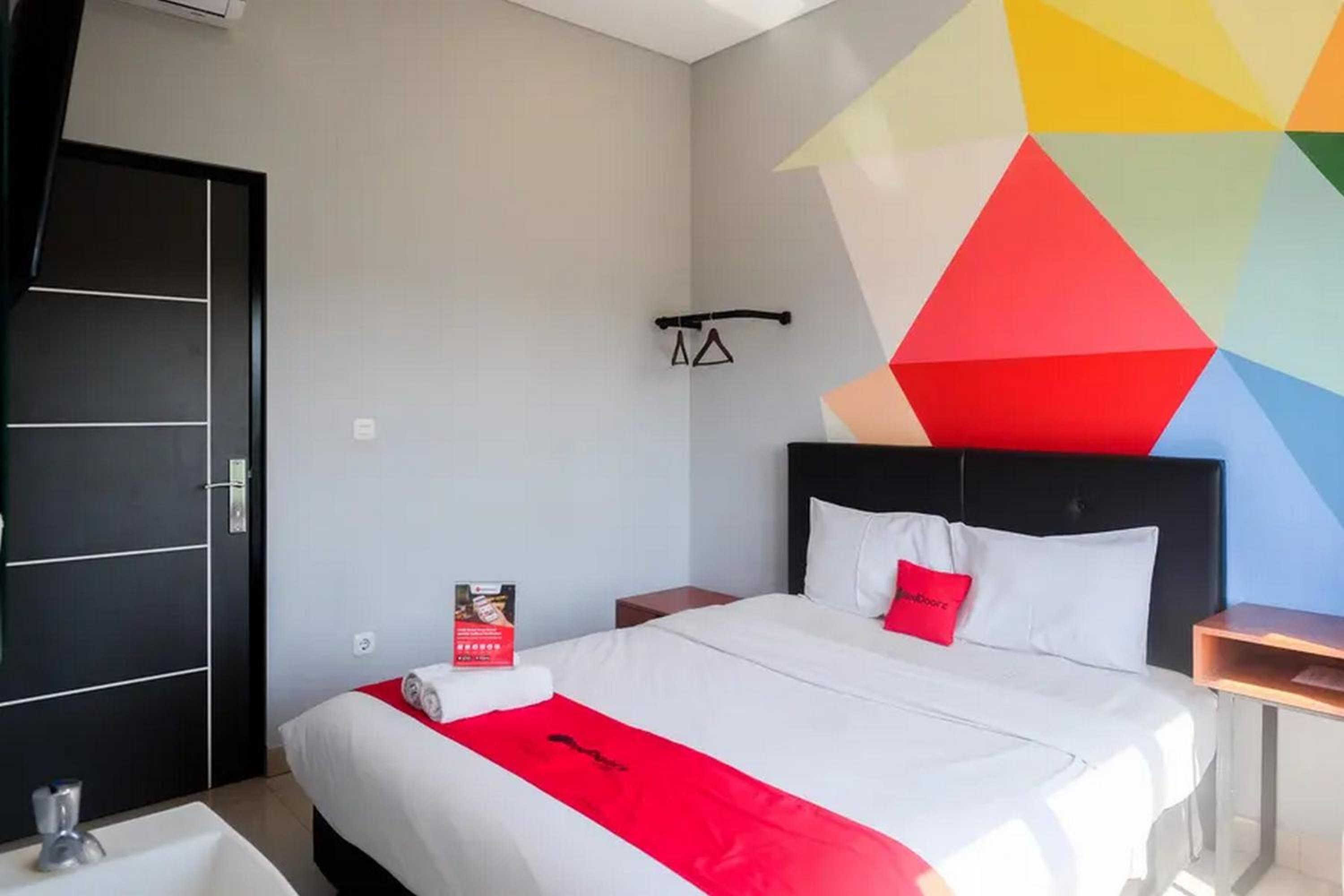 Standard Double Room - Photo 21
