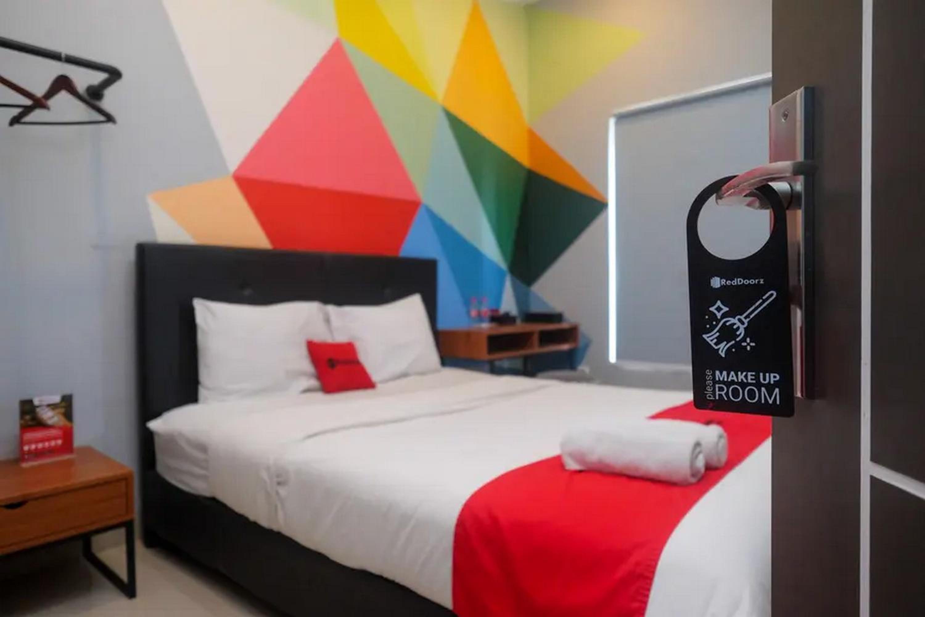 Standard Double Room - Photo 9
