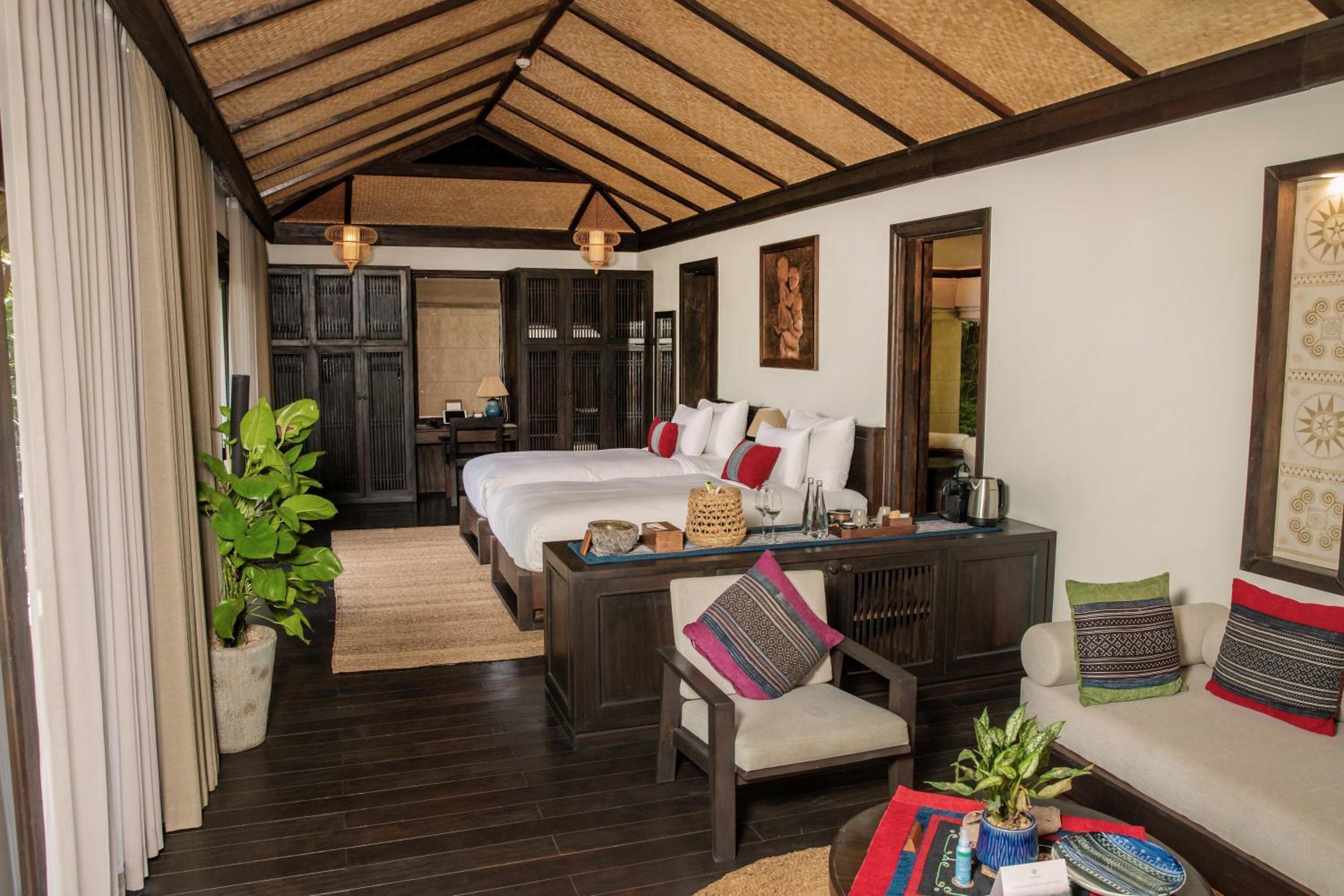 Junior Suite with Balcony photo 1