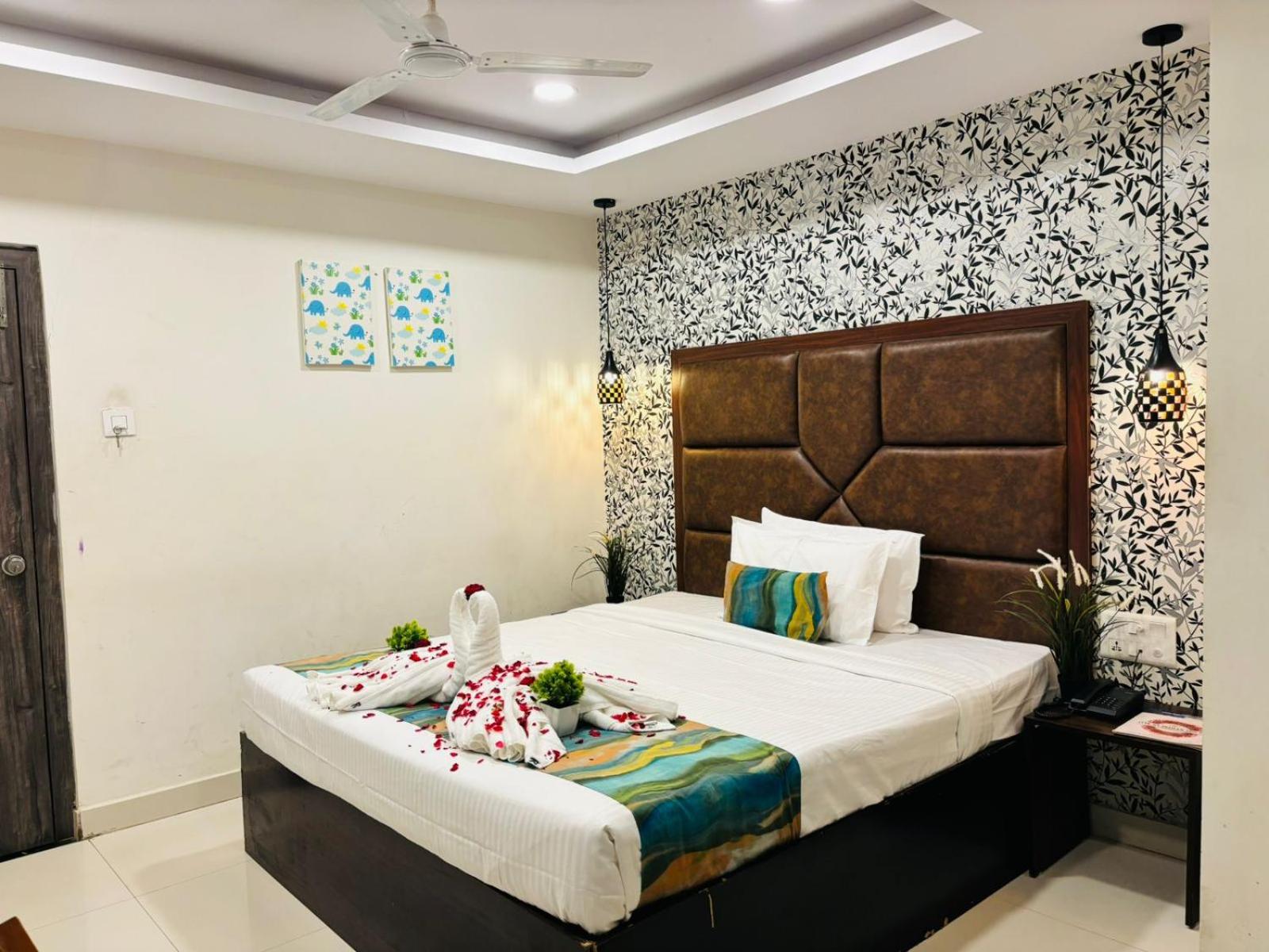 Queen Room