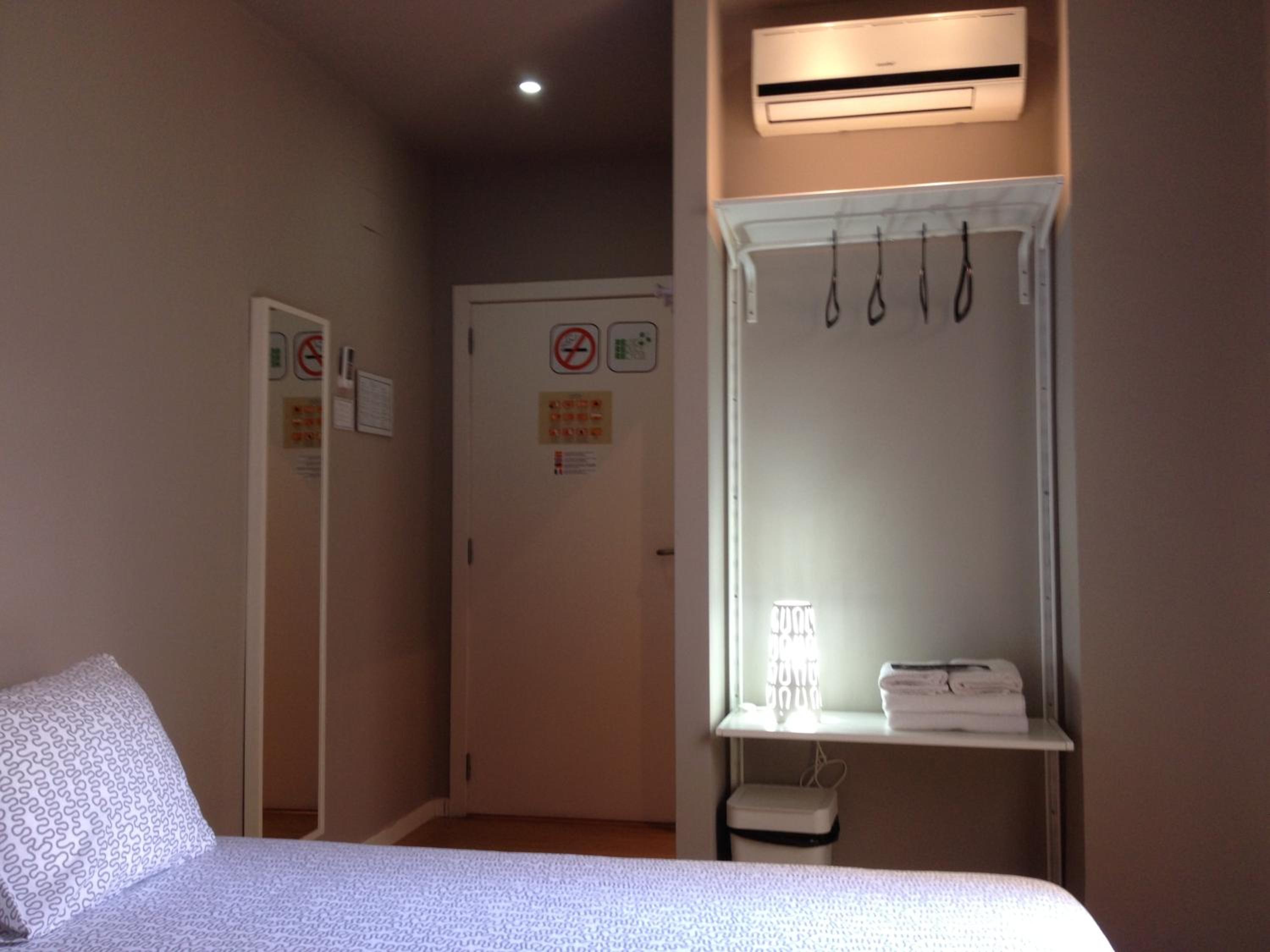 Twin Room - Photo 78