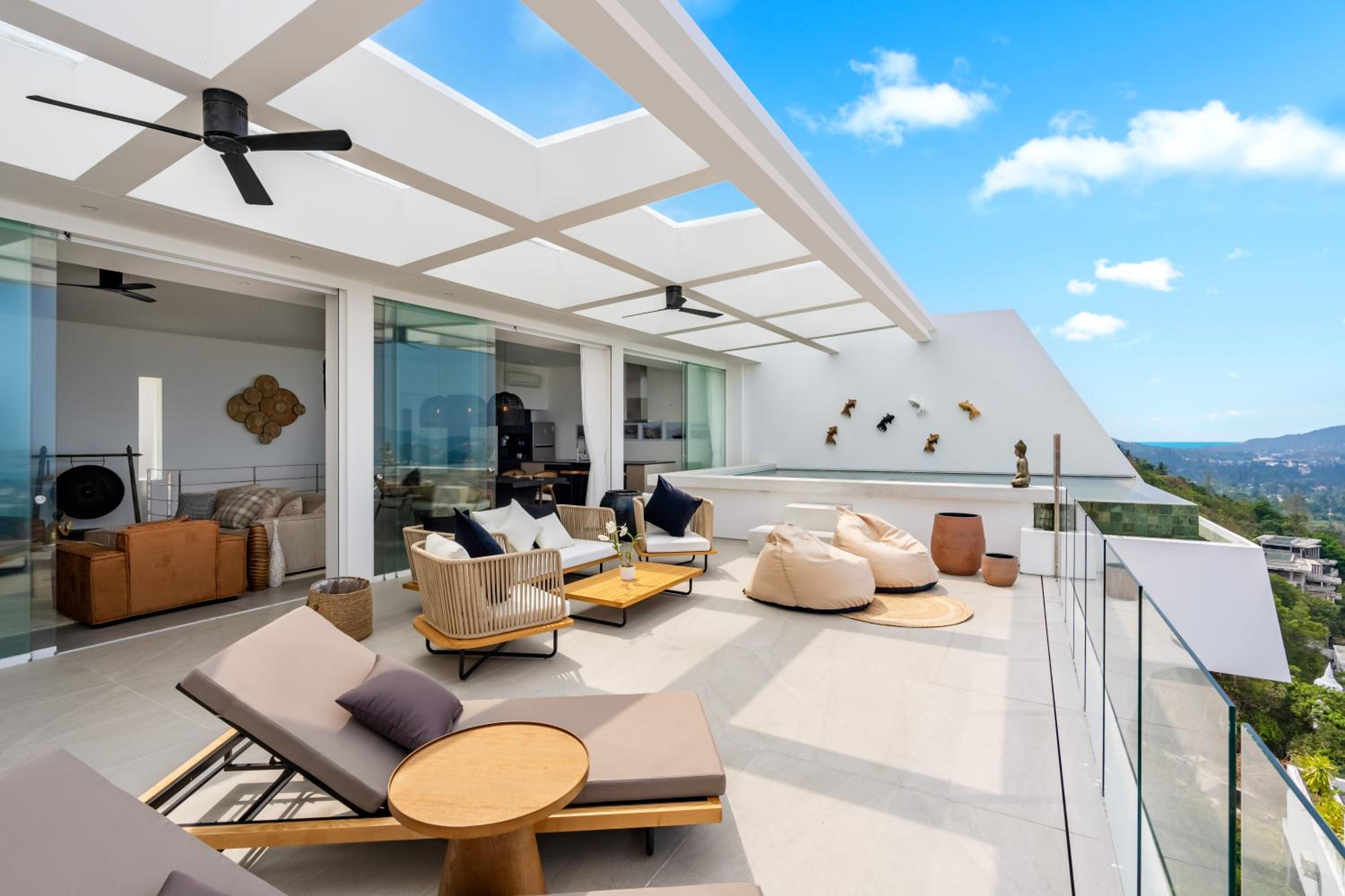 Villa with Sea View photo 1
