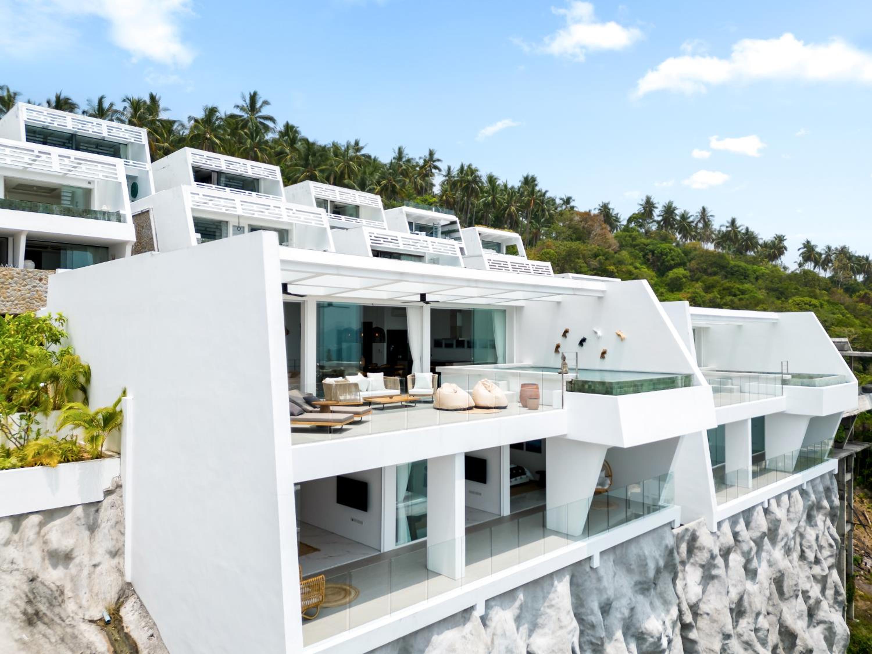 Villa with Sea View photo 2