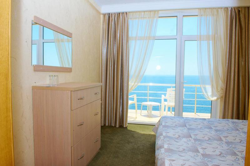 Family Room with Sea View photo 1