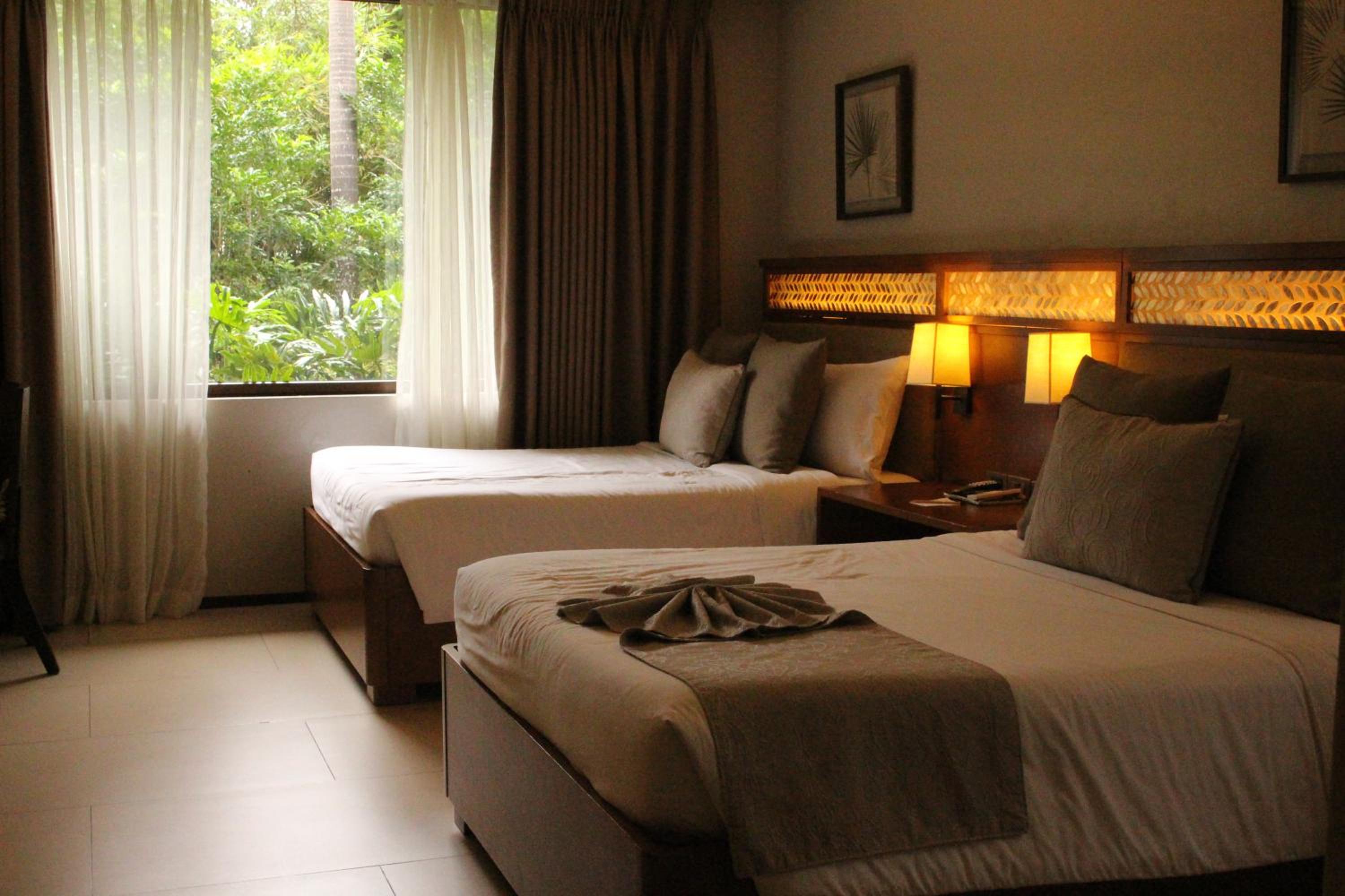 Deluxe Room - Photo 4