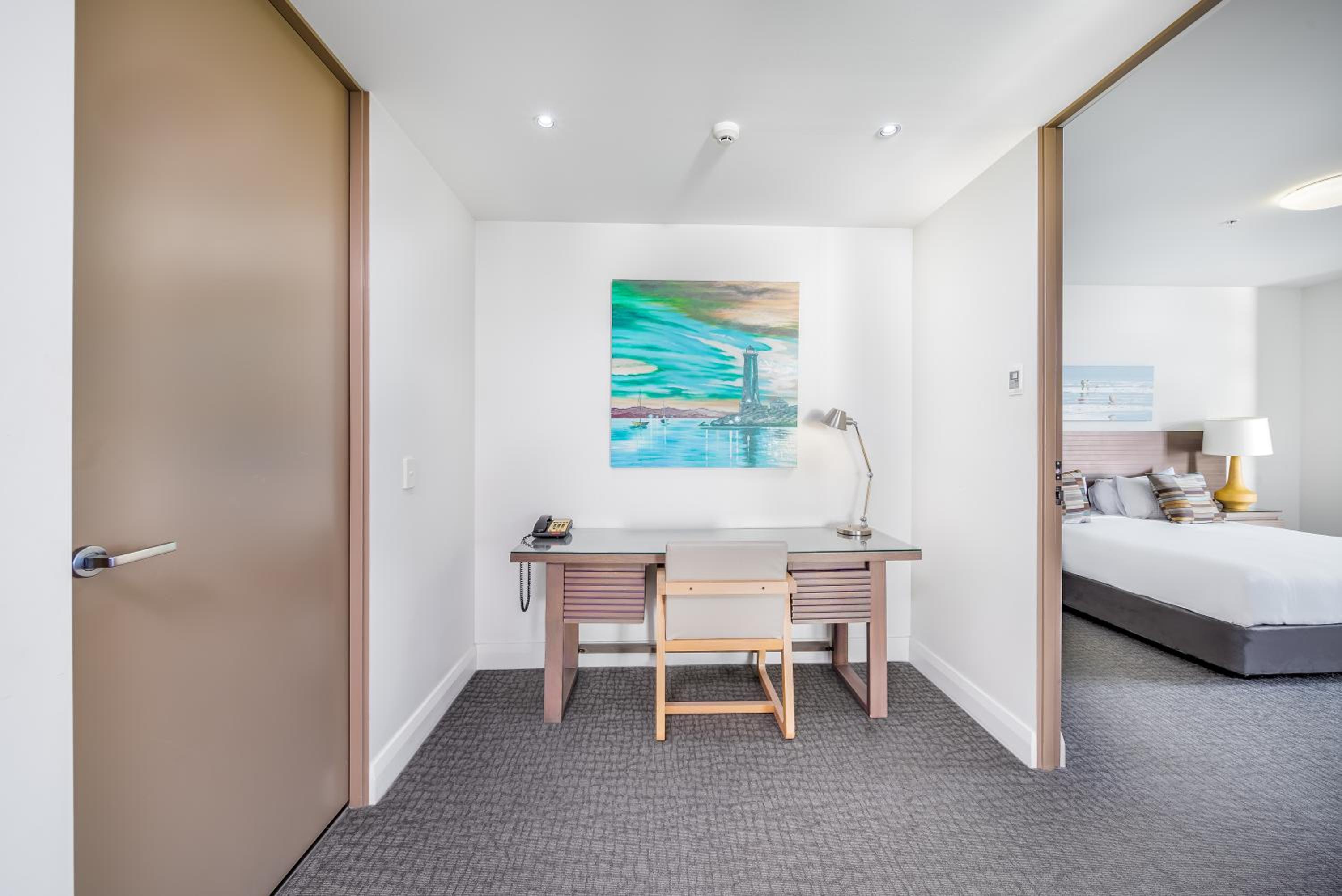 Two-Bedroom Apartment with Ocean View - Photo 7