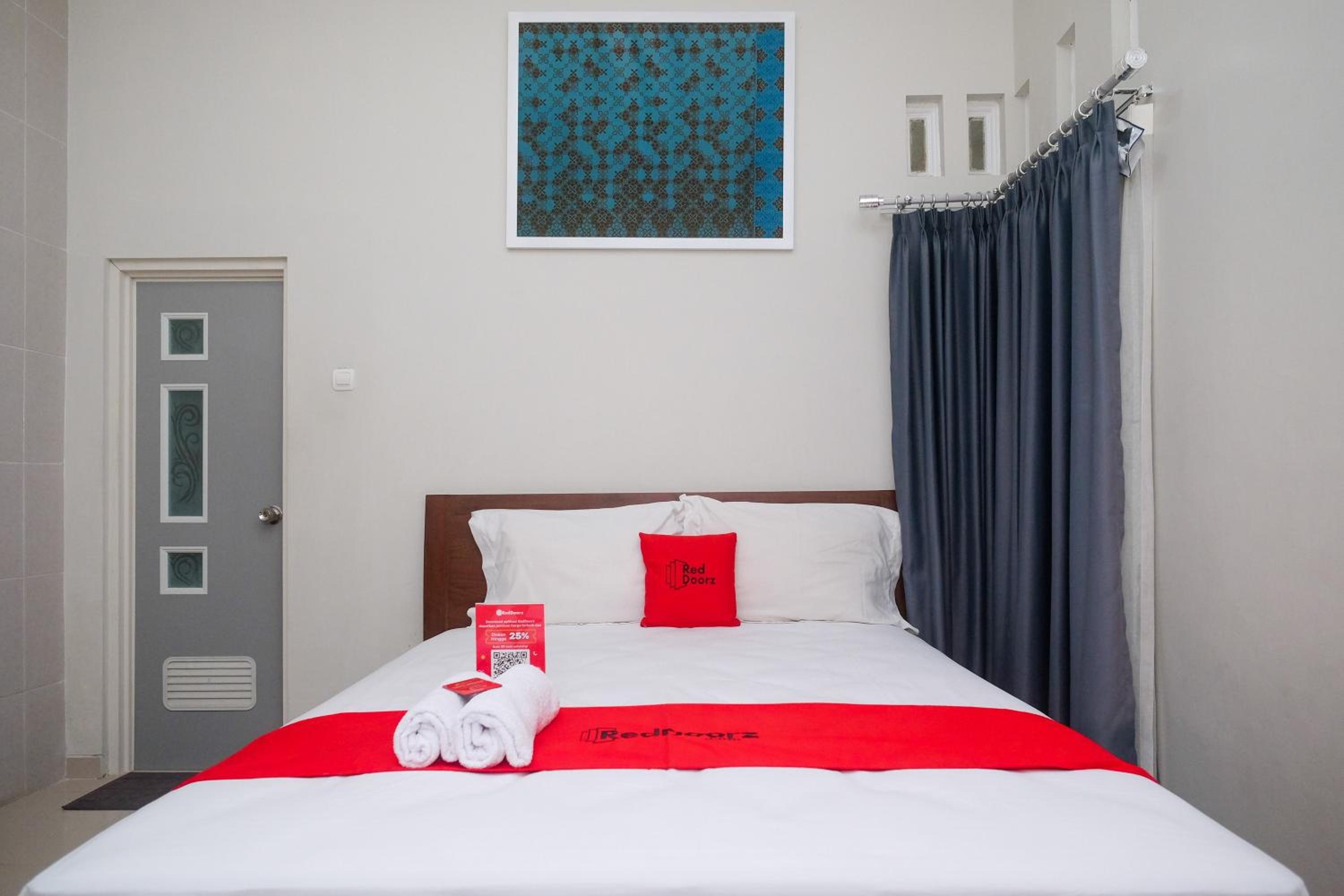 Deluxe Room - Photo 1