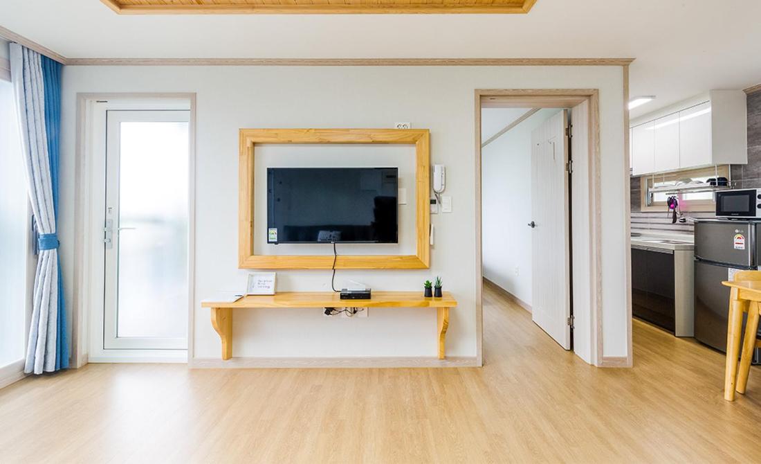 Suite - Photo 5