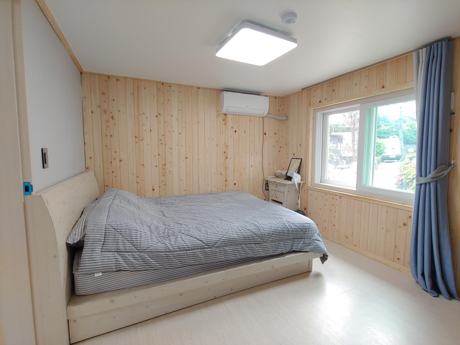 Standard Studio - Photo 28