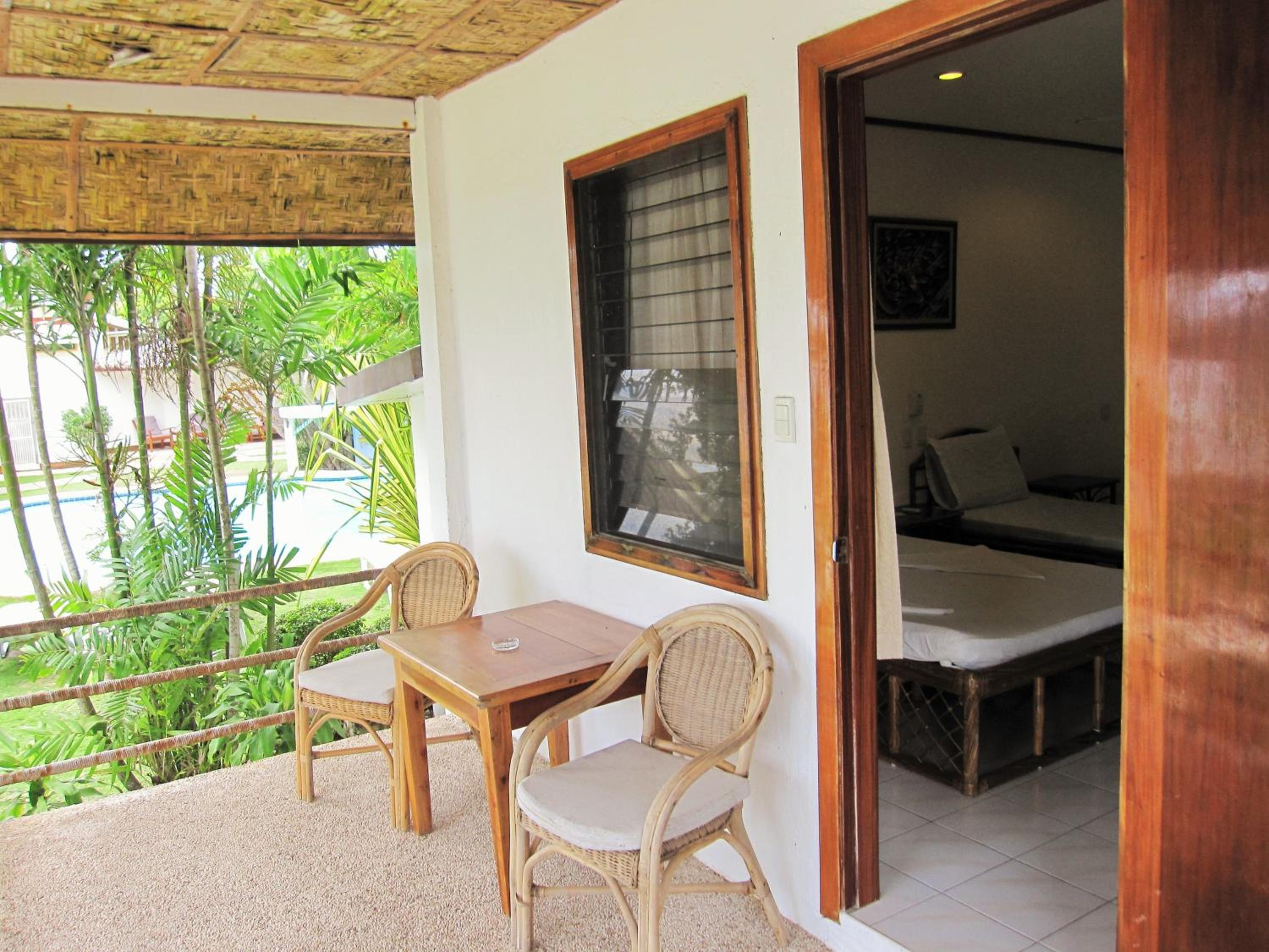 Bungalow with Sea View - Photo 14