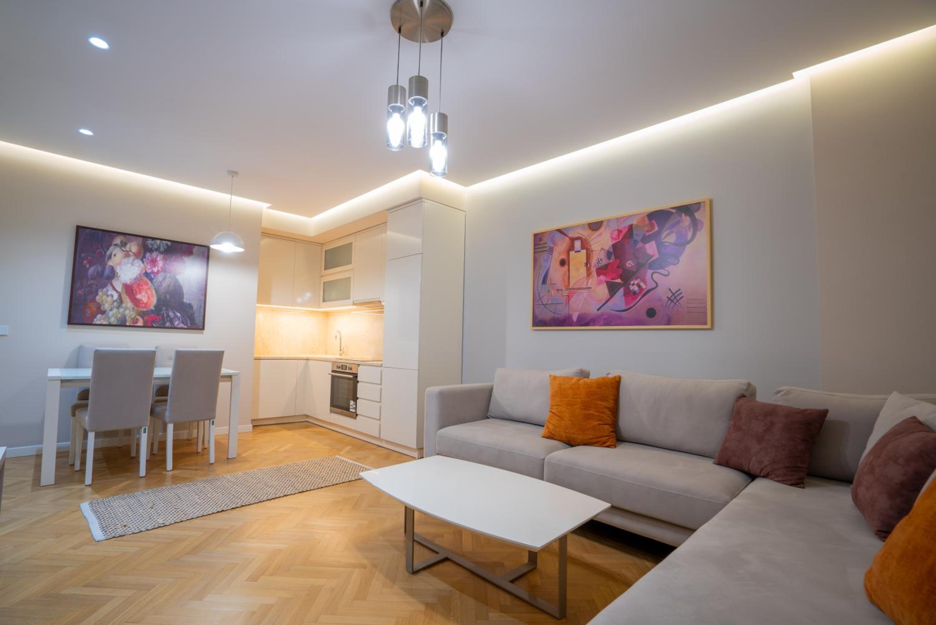 One-Bedroom Apartment