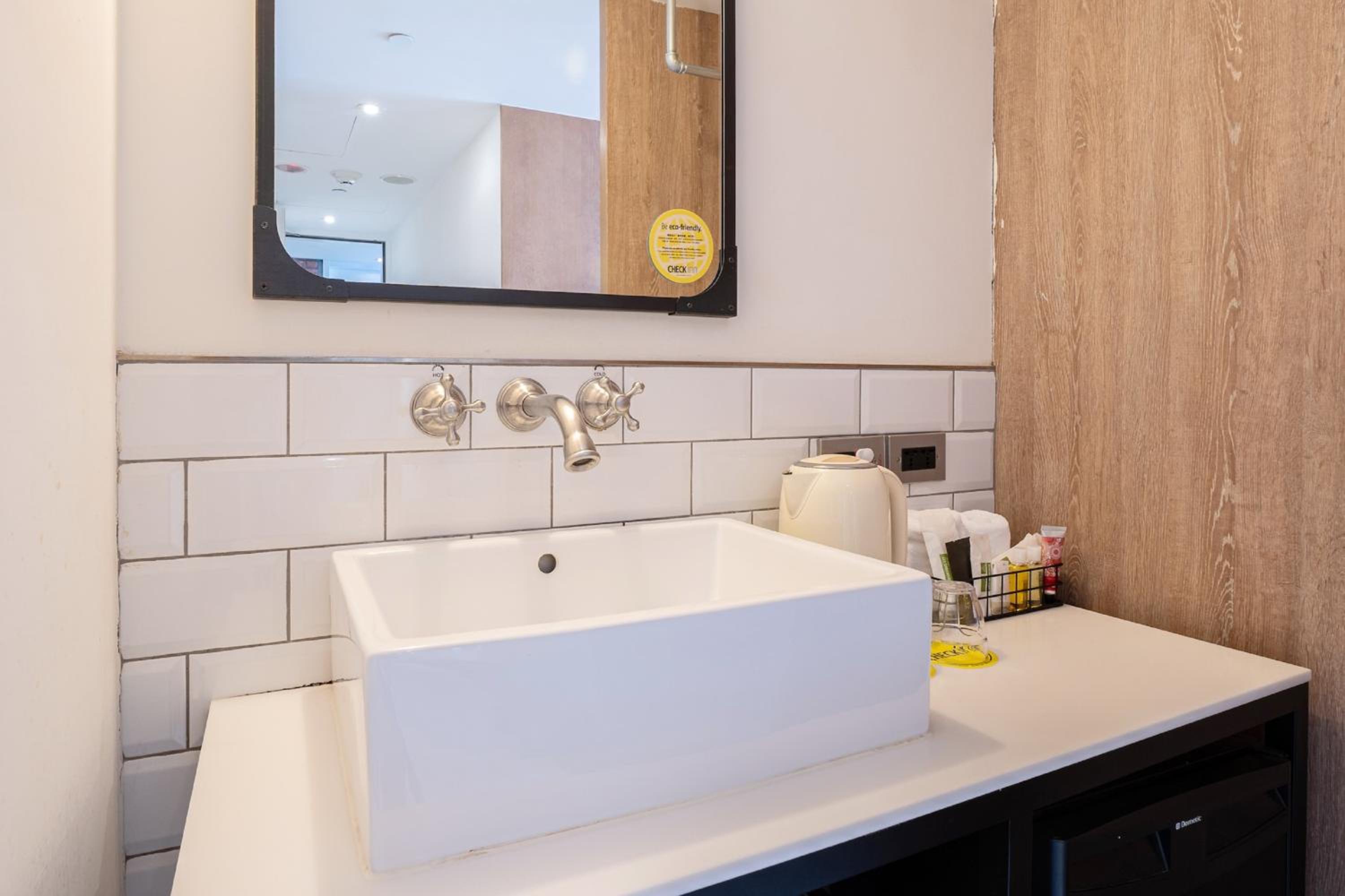 Standard Twin Room — the supplier's photographs — photo 6