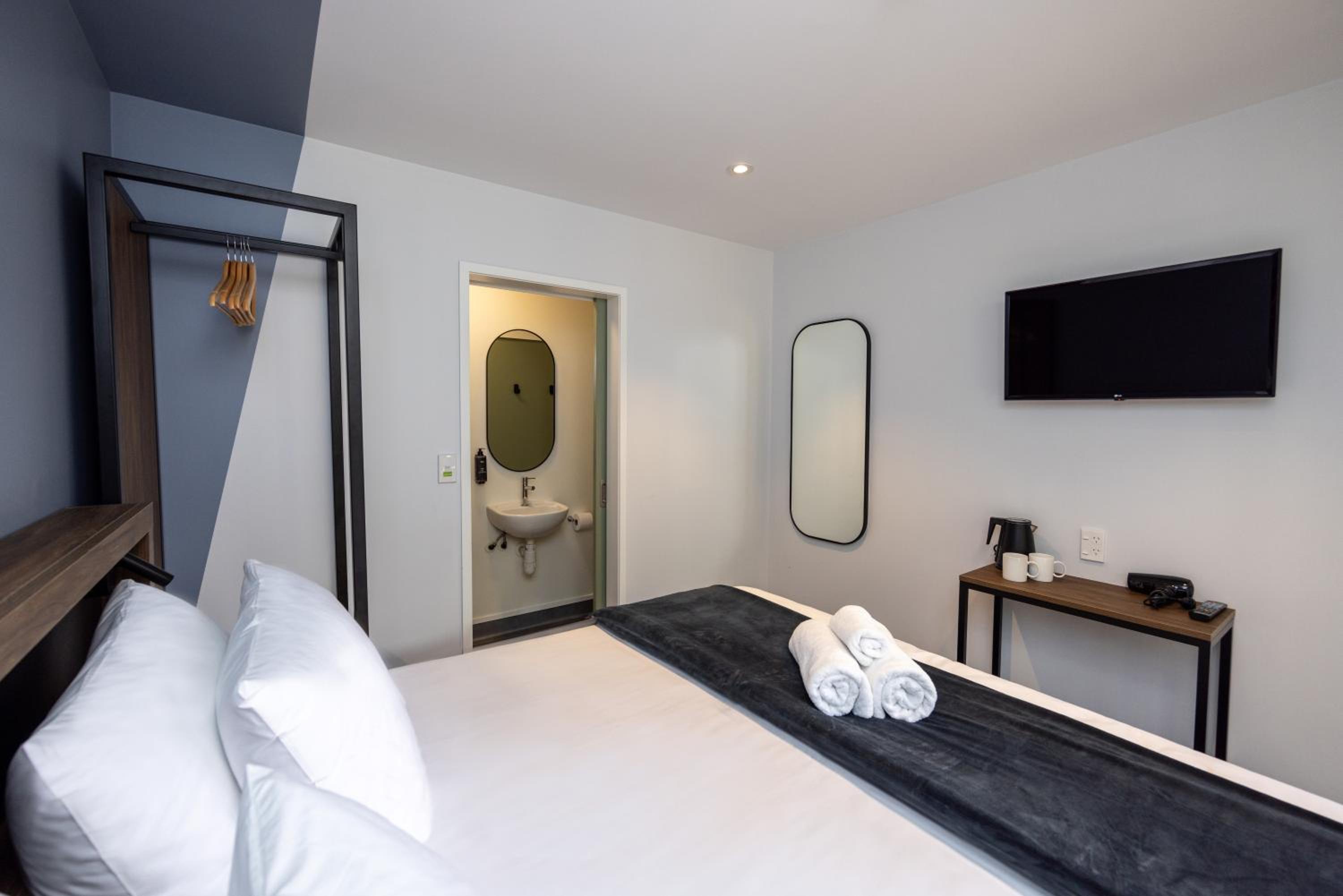 King Room Ensuite - Photo 3