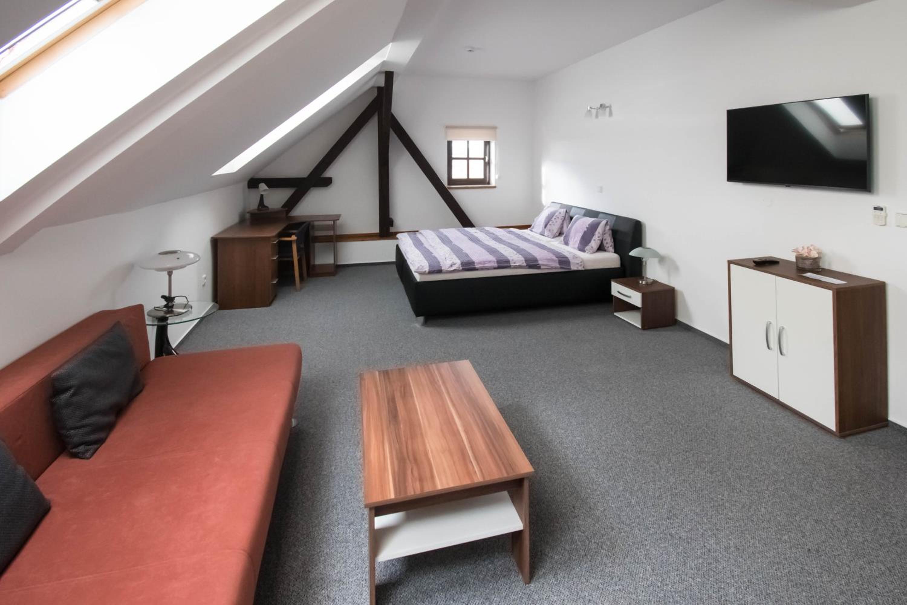 Deluxe Double Room with Bath