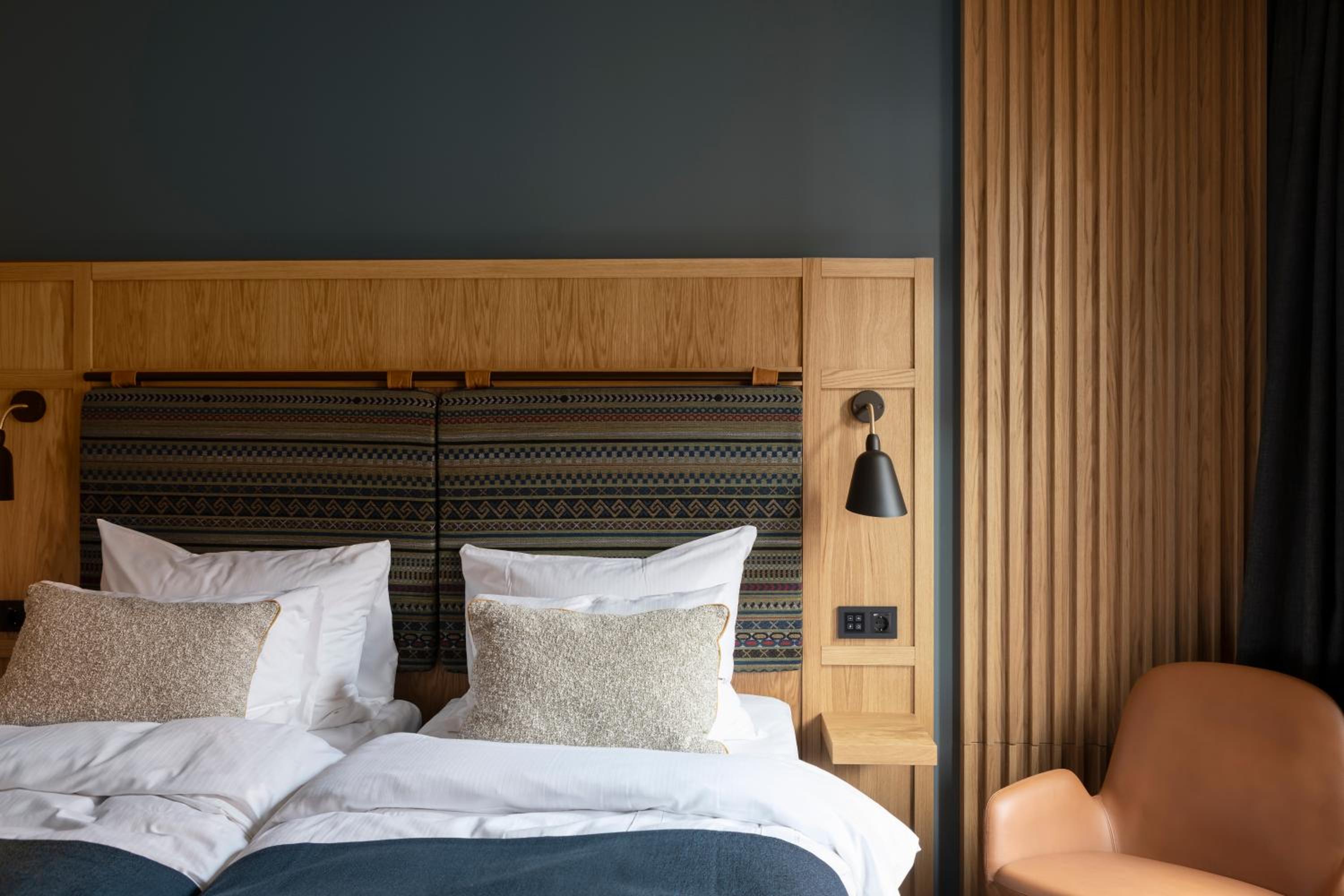 Standard Twin Room - Photo 1
