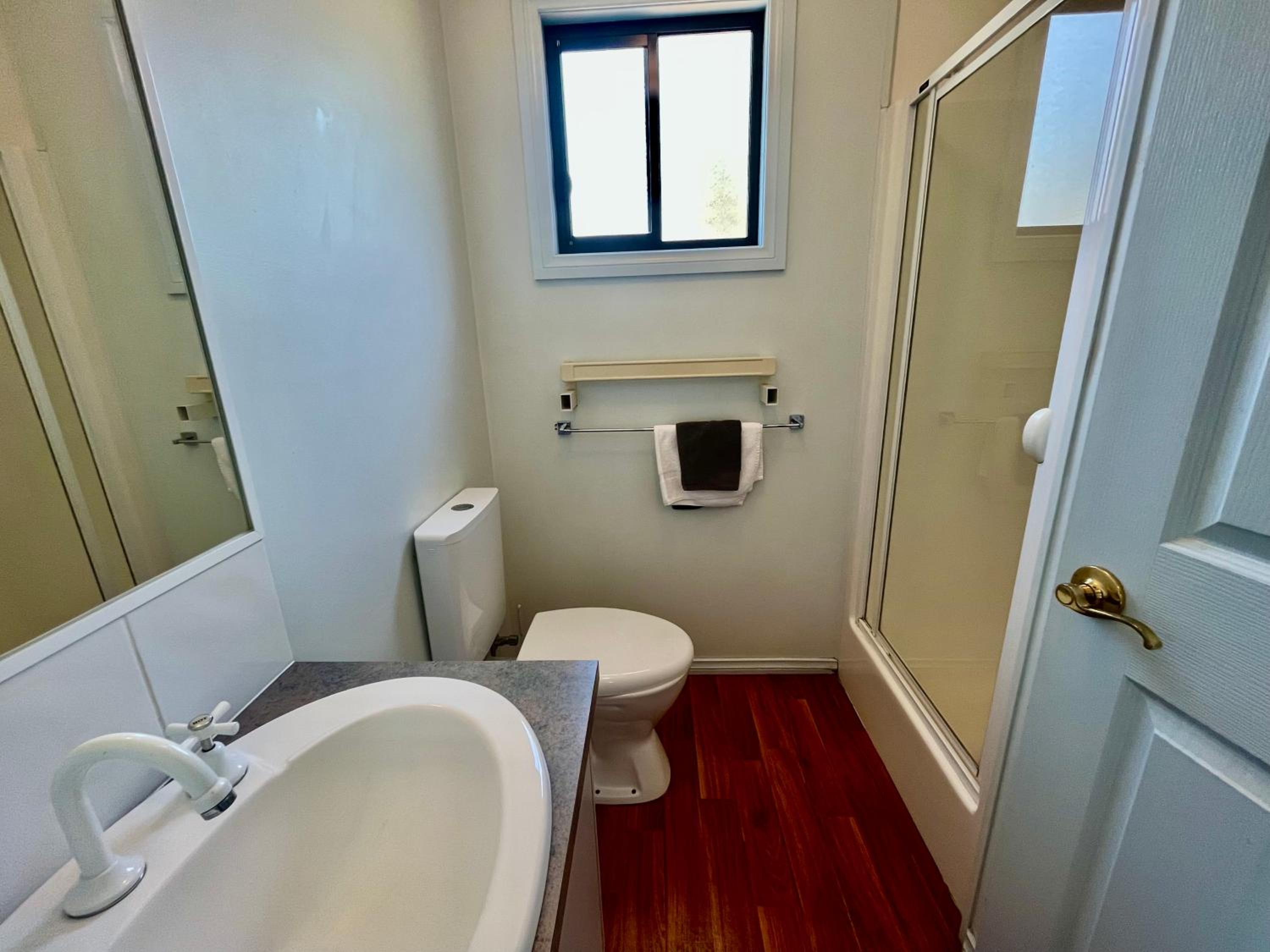 One-Bedroom Chalet - Photo 4