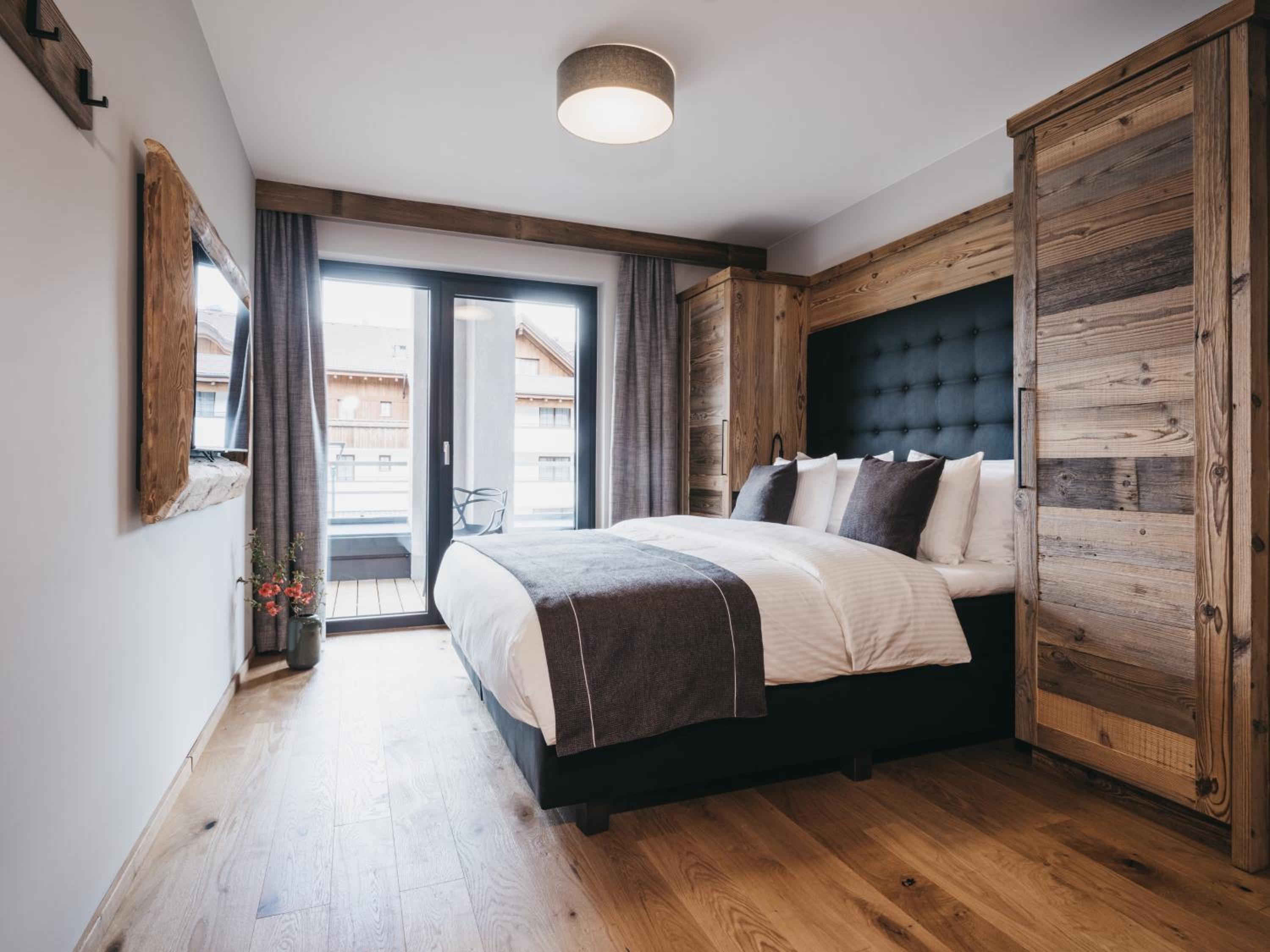 Two Bedroom Apartment Standard - Photo 4