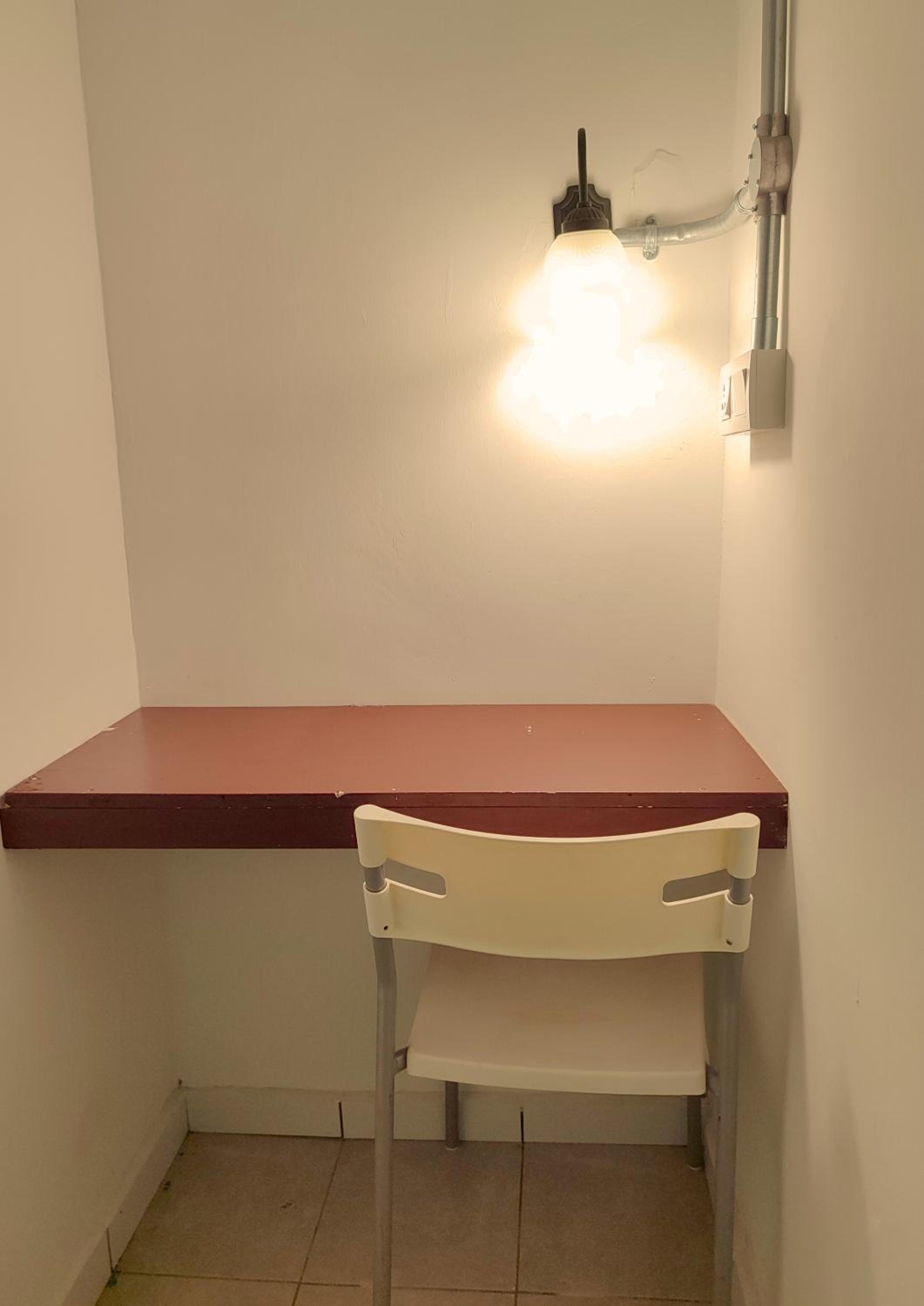 Single Room with Shared Bathroom