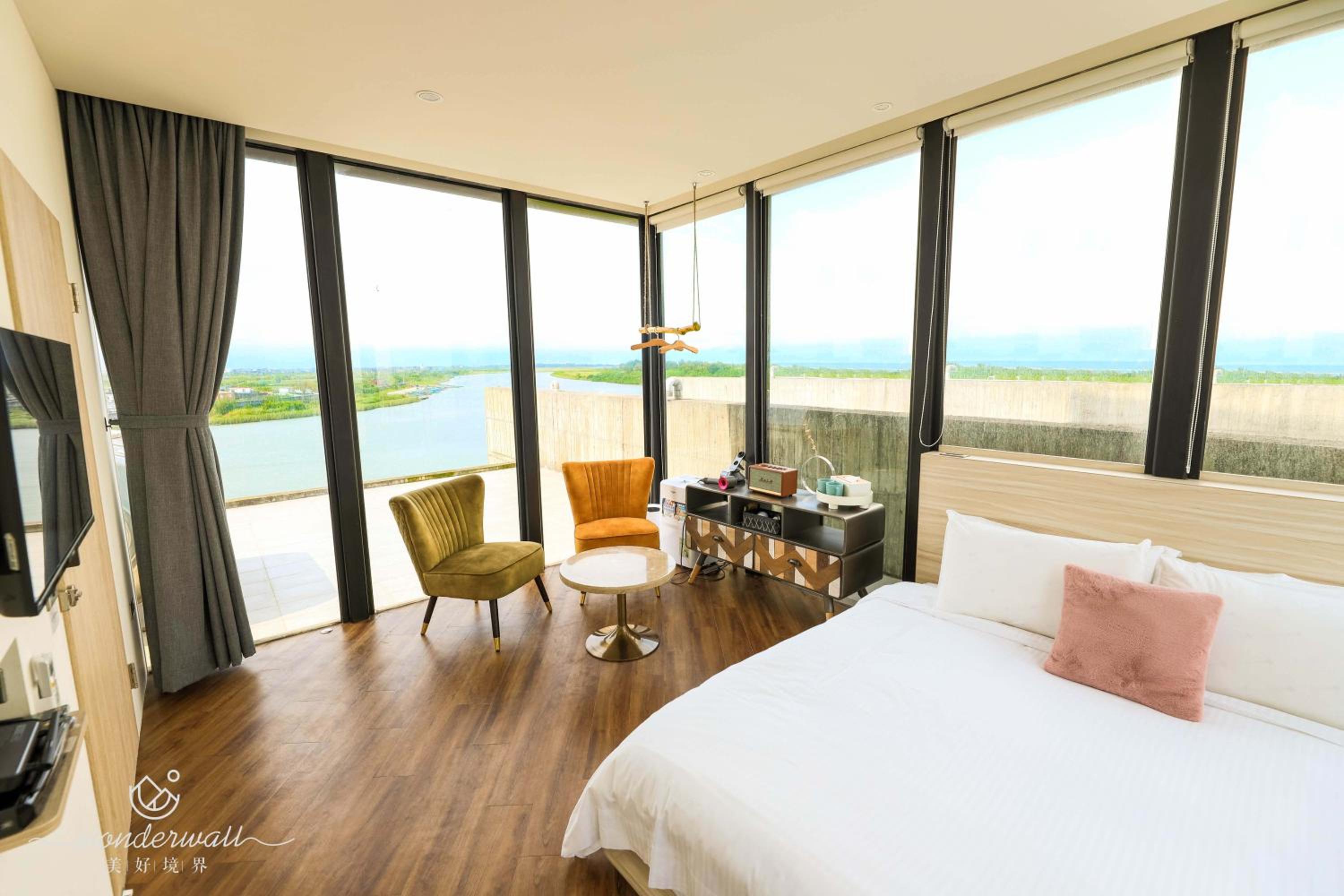 Double Room with Balcony and Sea View