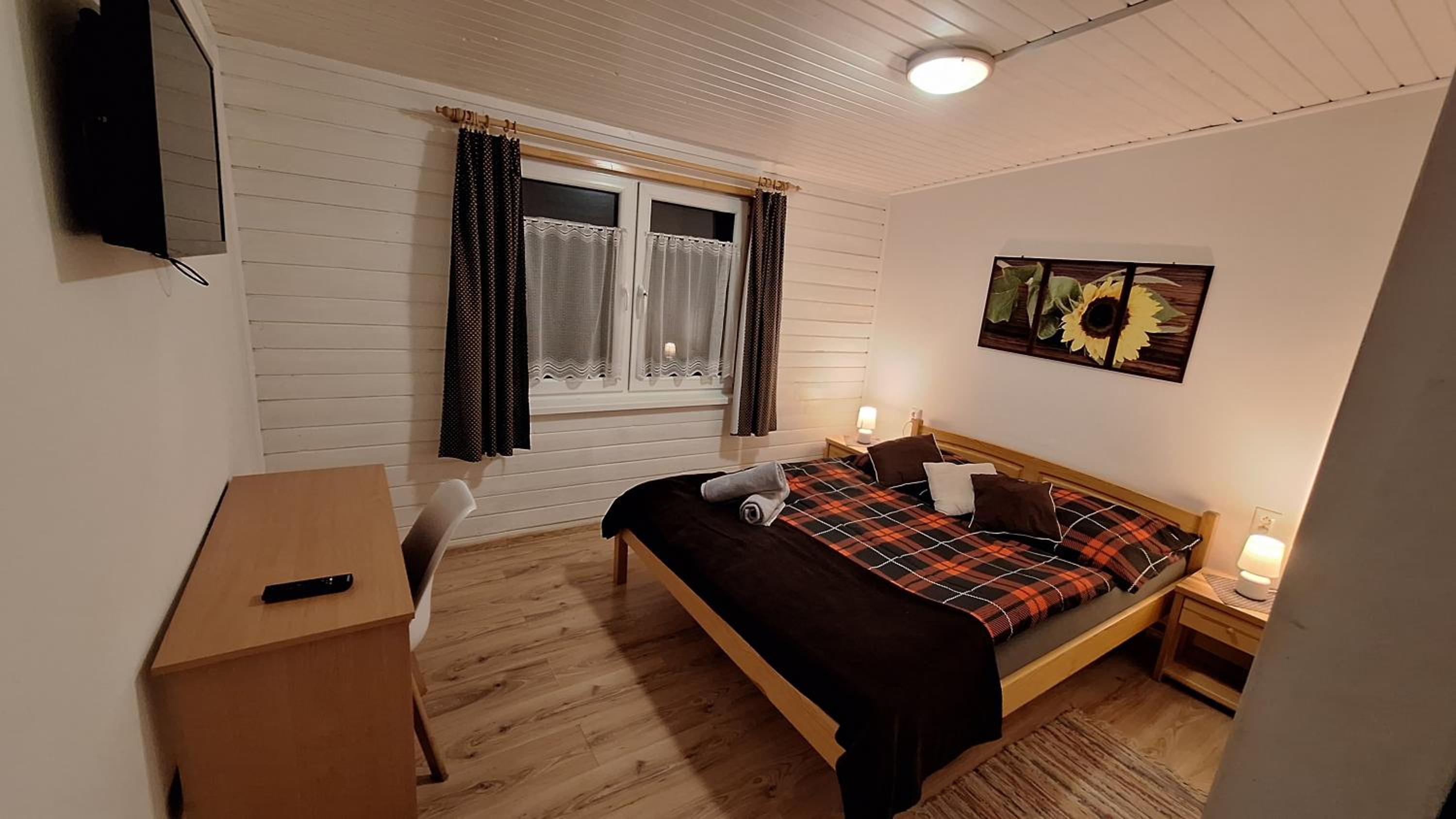 Double Room with Extra Bed photo 3