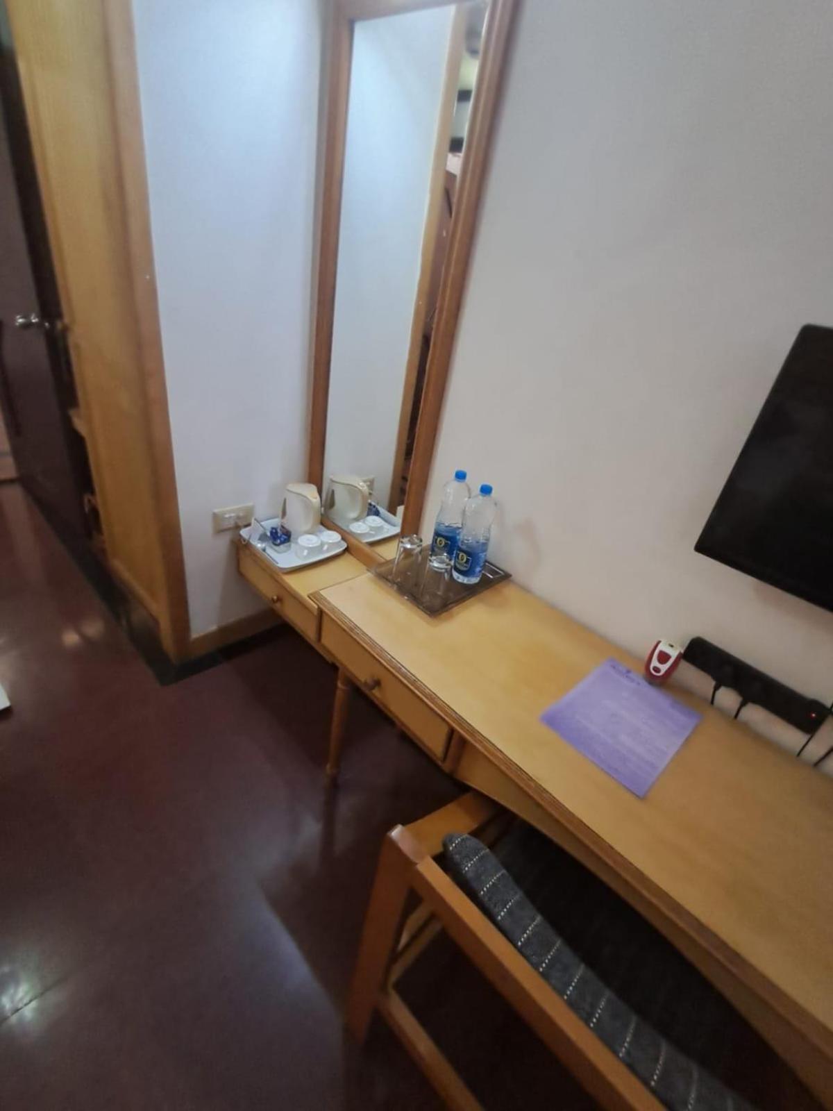 Standard King Room - Photo 2