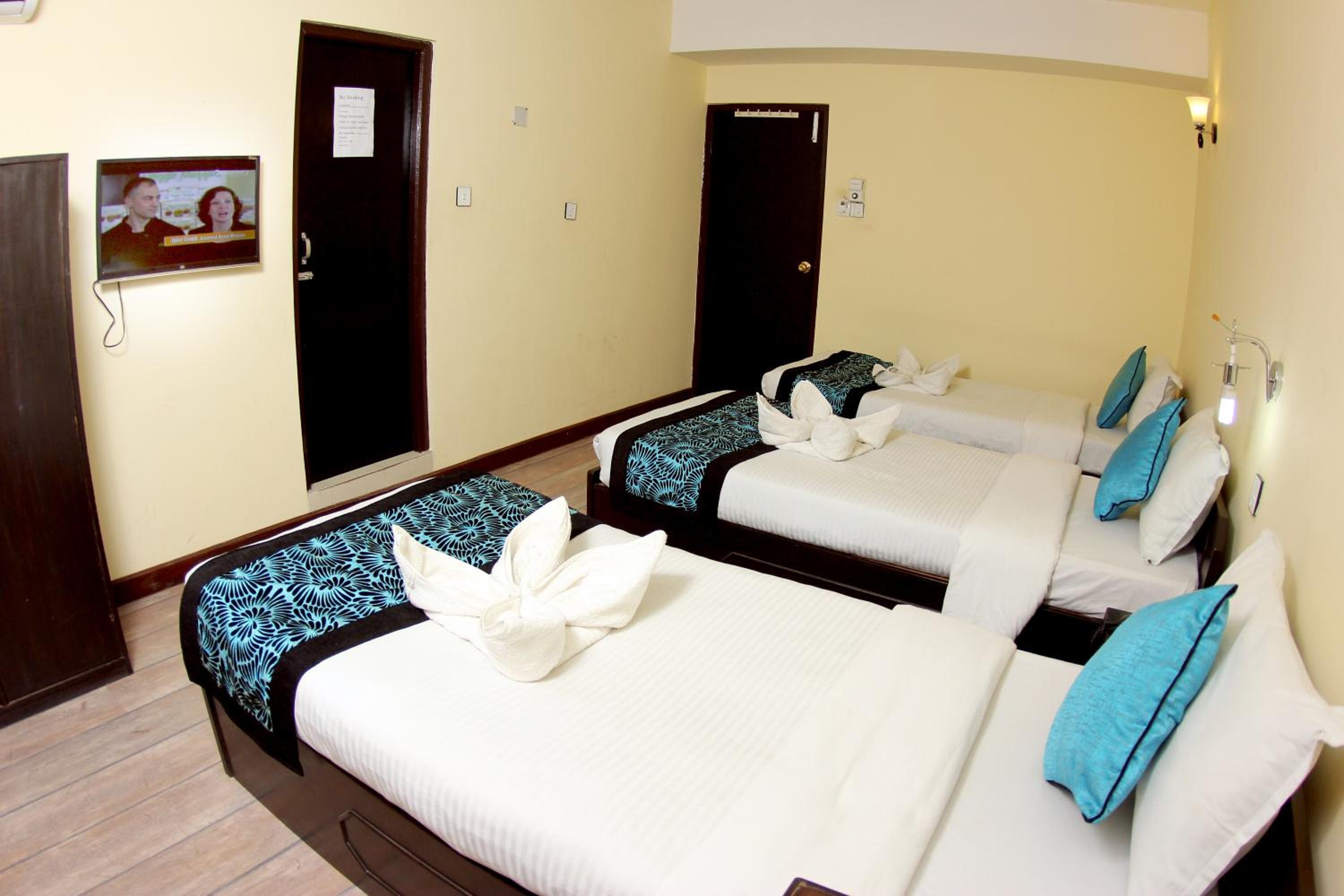 Deluxe Family Room - Photo 4