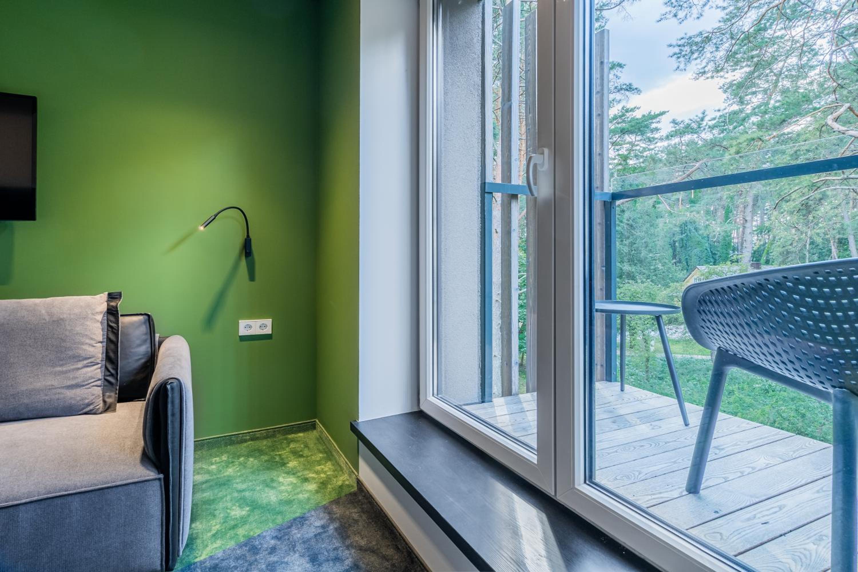 Twin Room with Balcony - Photo 5