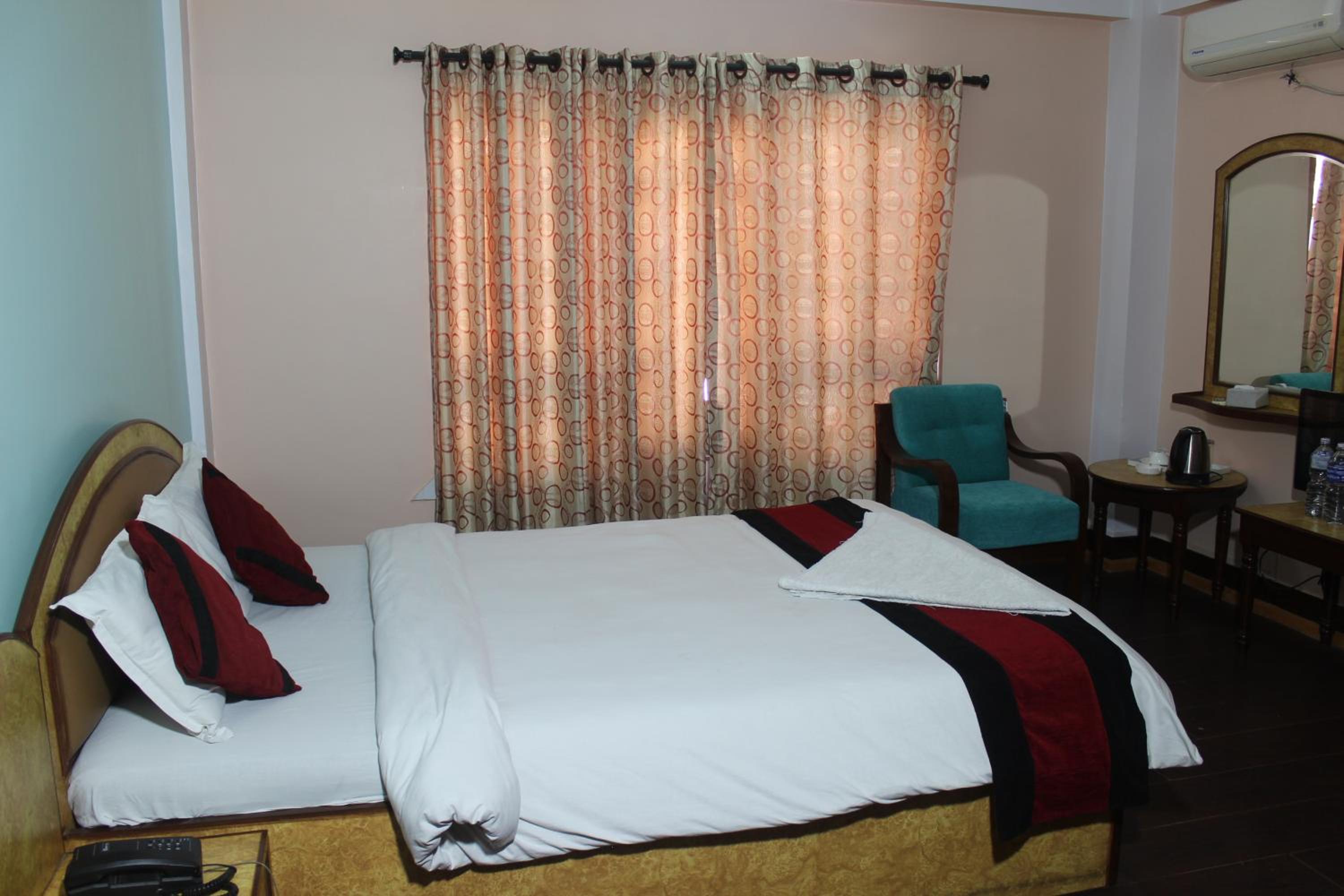 Deluxe Single Room