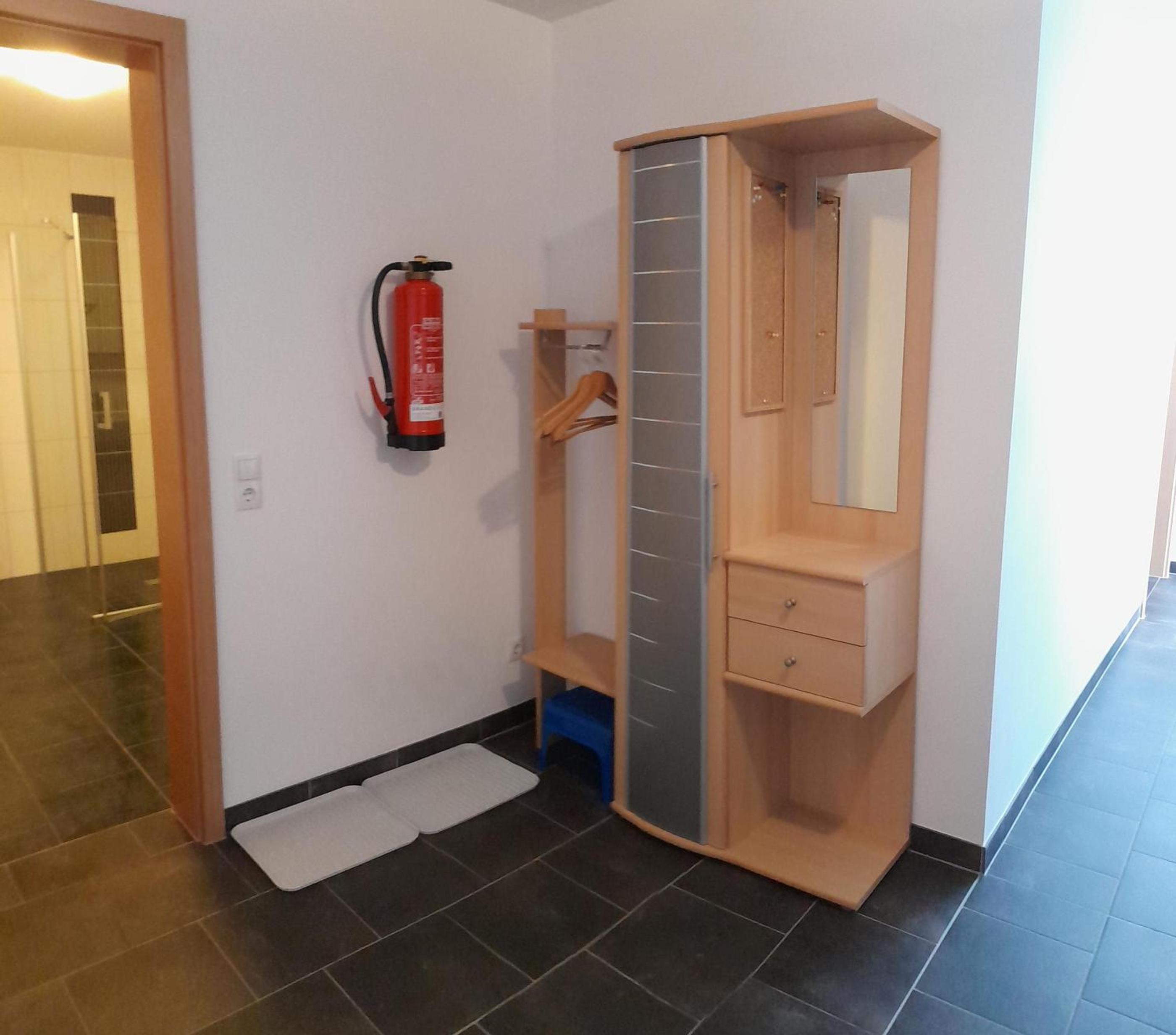 Two-Bedroom Apartment with Shower  photo 1