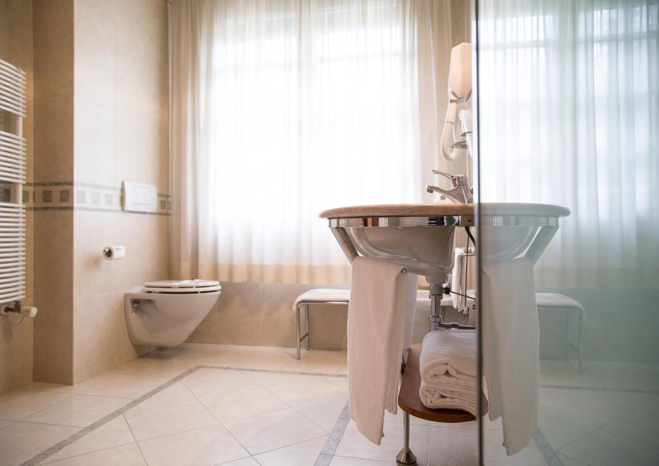 Superior Room - Photo 5
