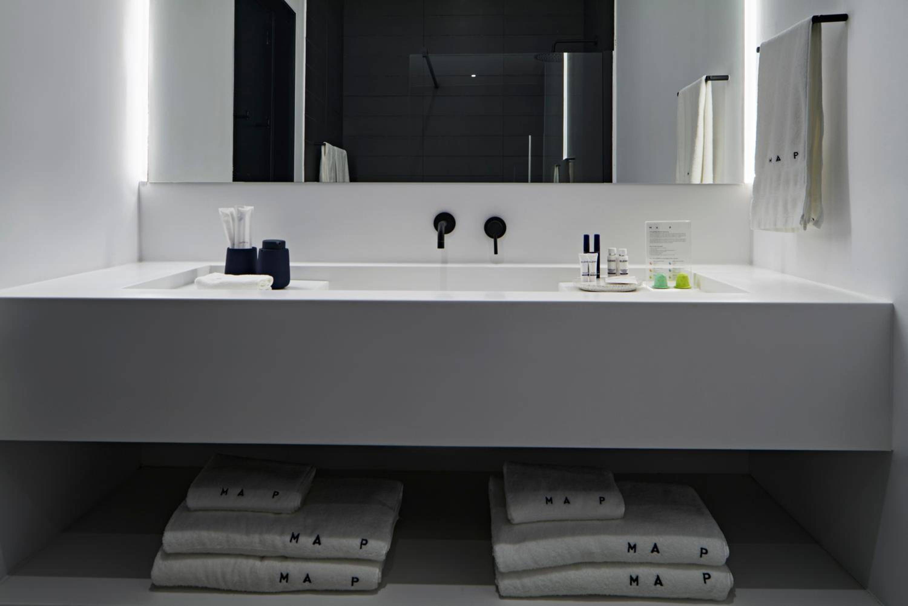 Iconic room (Deluxe room) - Photo 10