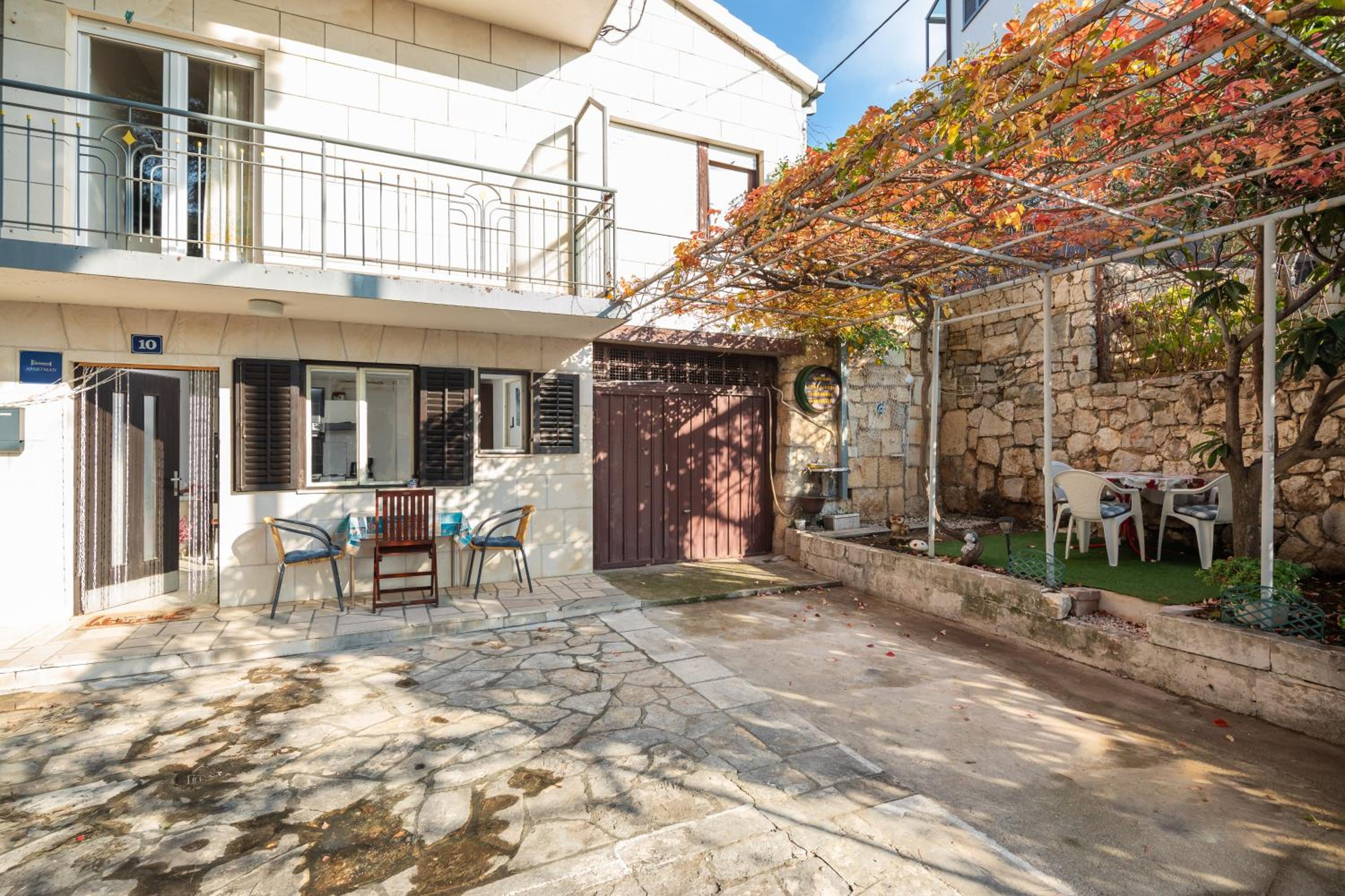 Studio with Terrace photo 3