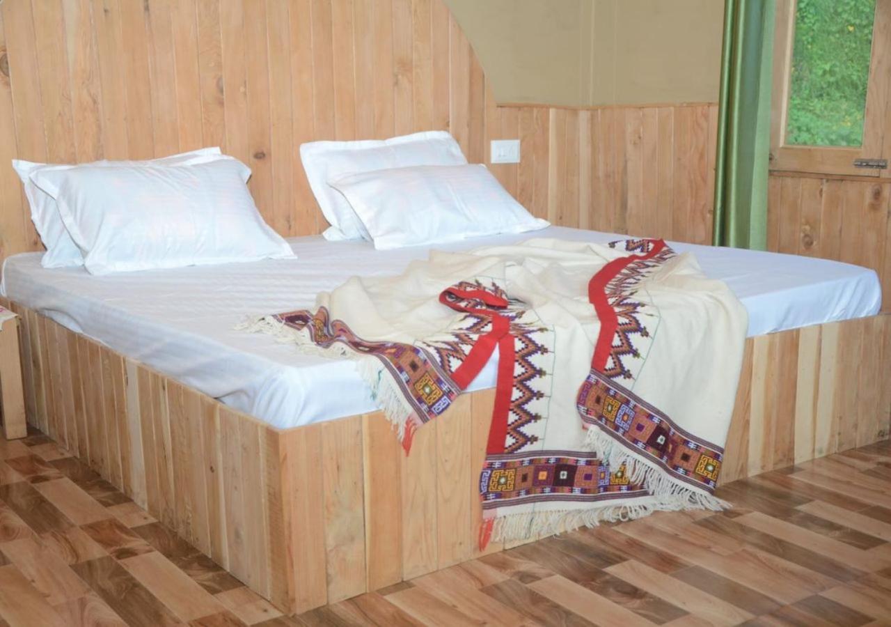 Budget Double Room photo 3