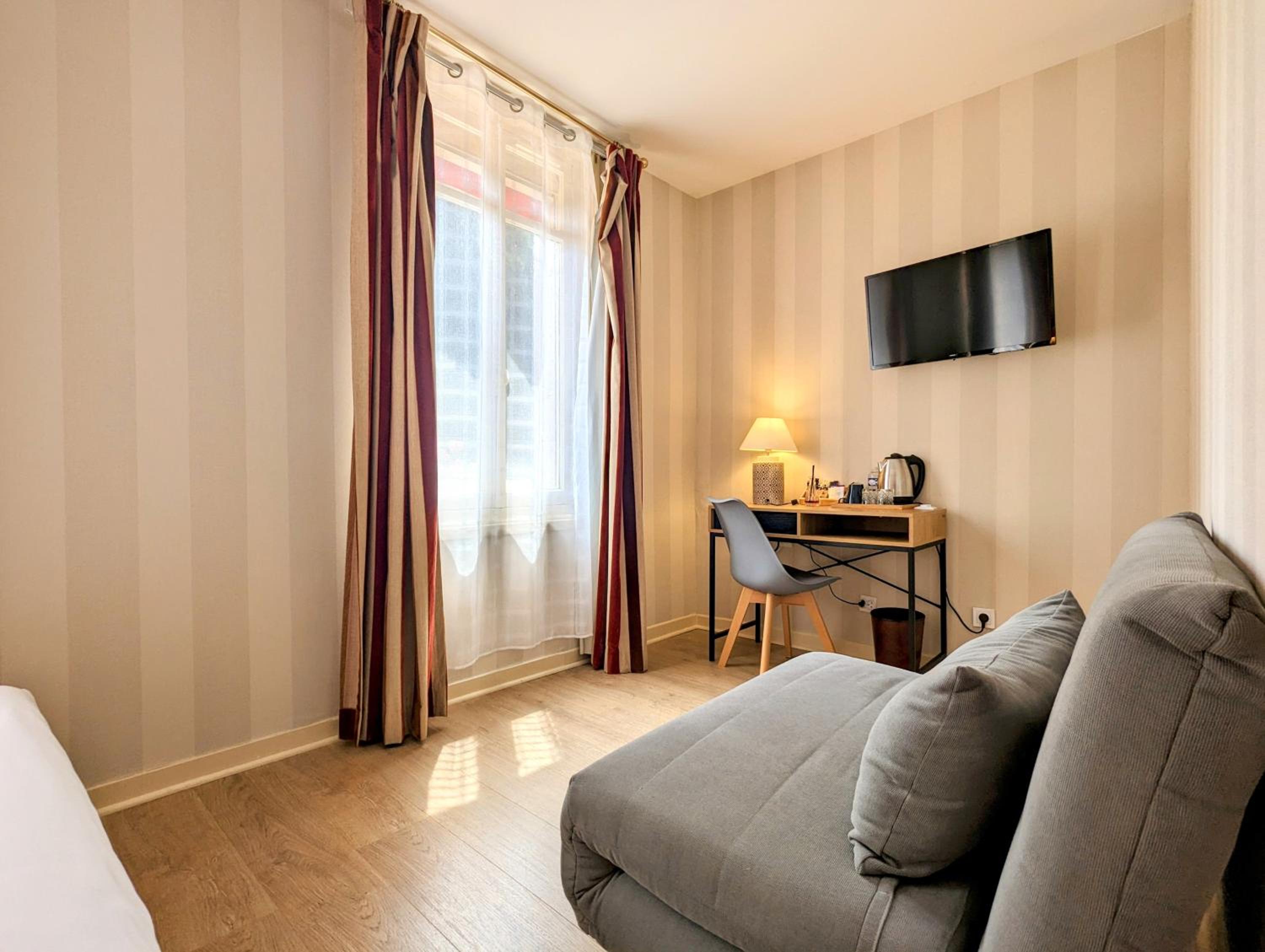 Deluxe Double Room - Photo 6