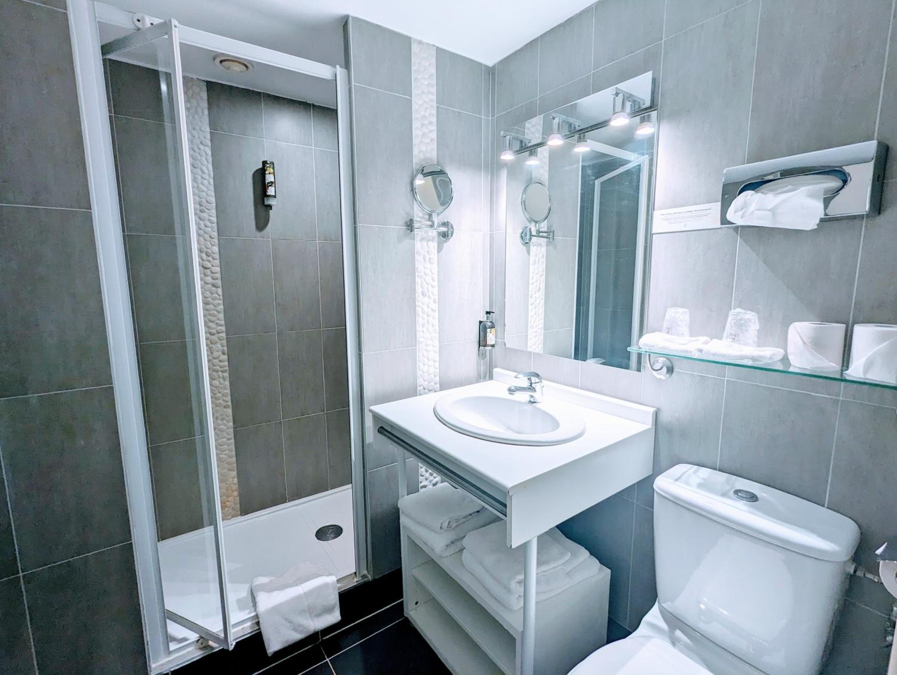 Deluxe Double Room - Photo 2