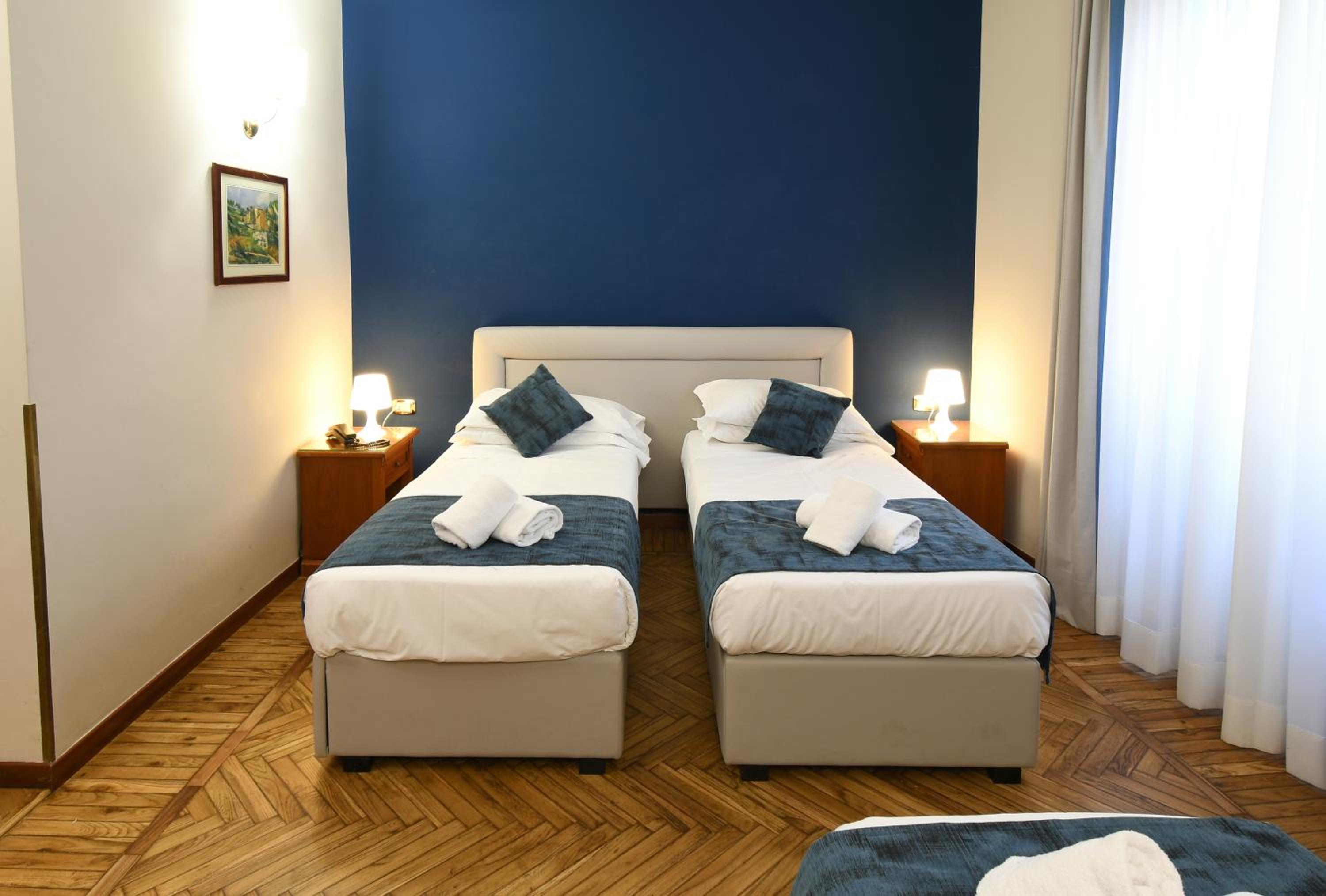 Triple Room - Photo 1