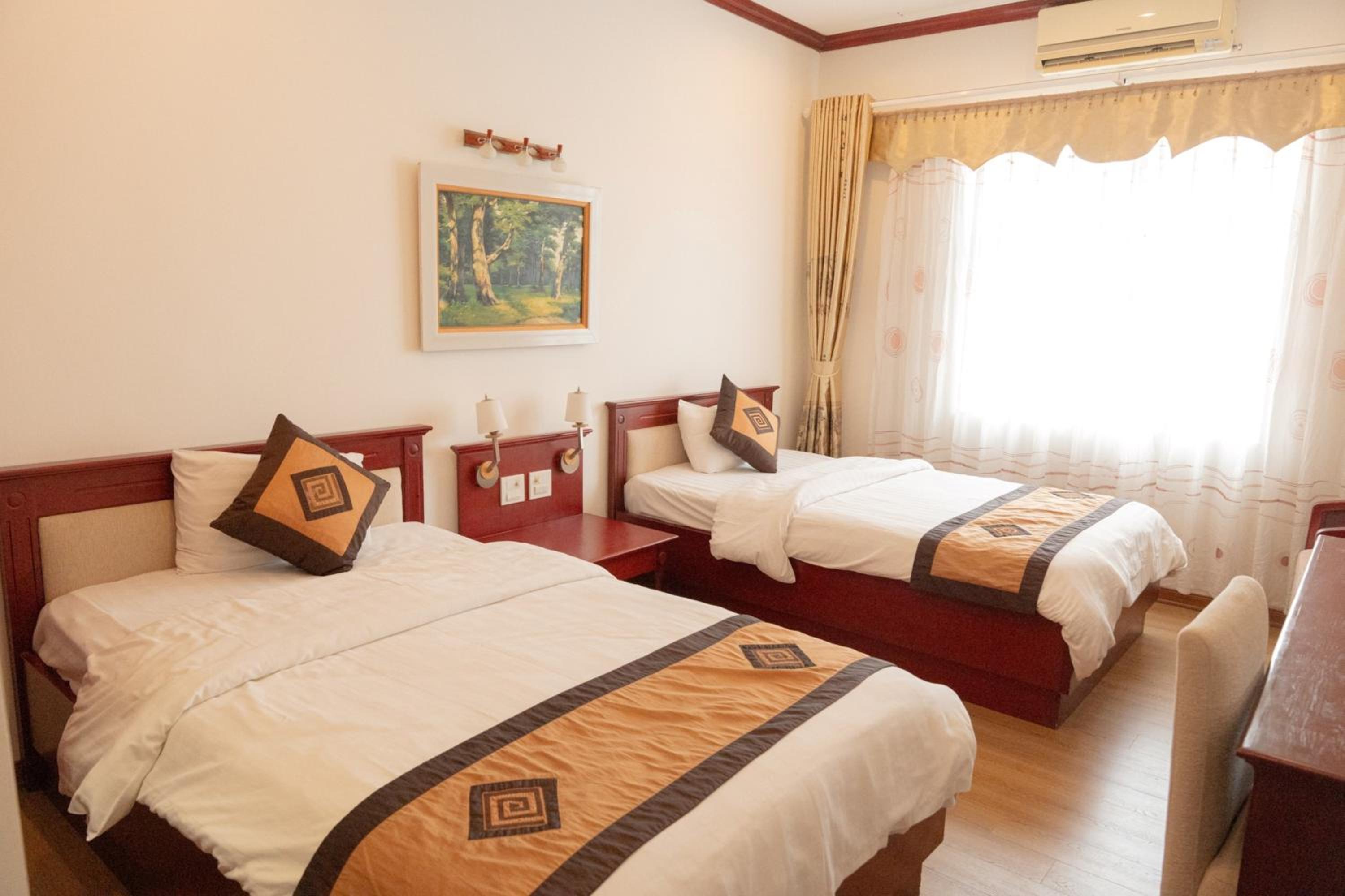 Deluxe Twin Room photo 3