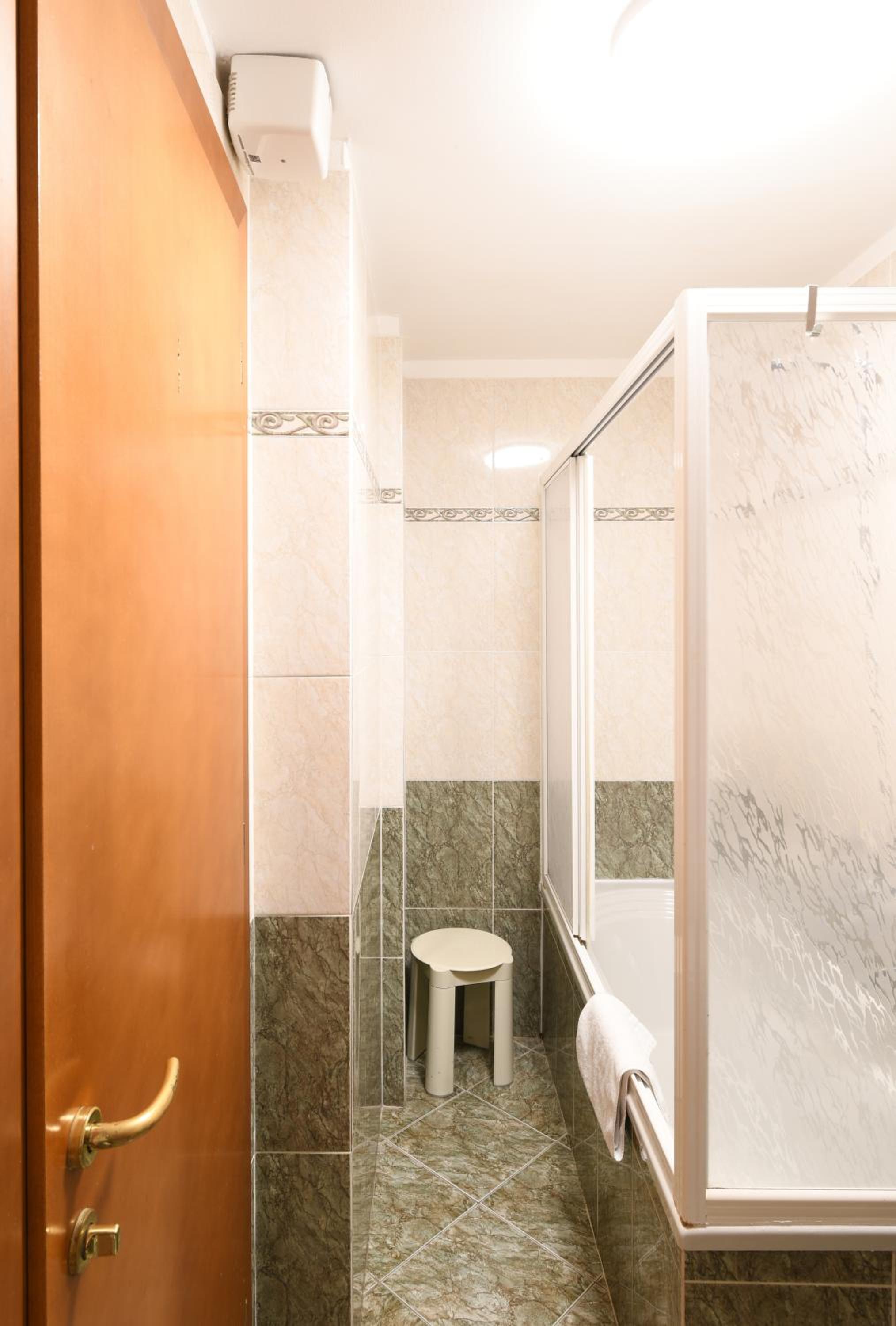 Triple Room - Photo 4