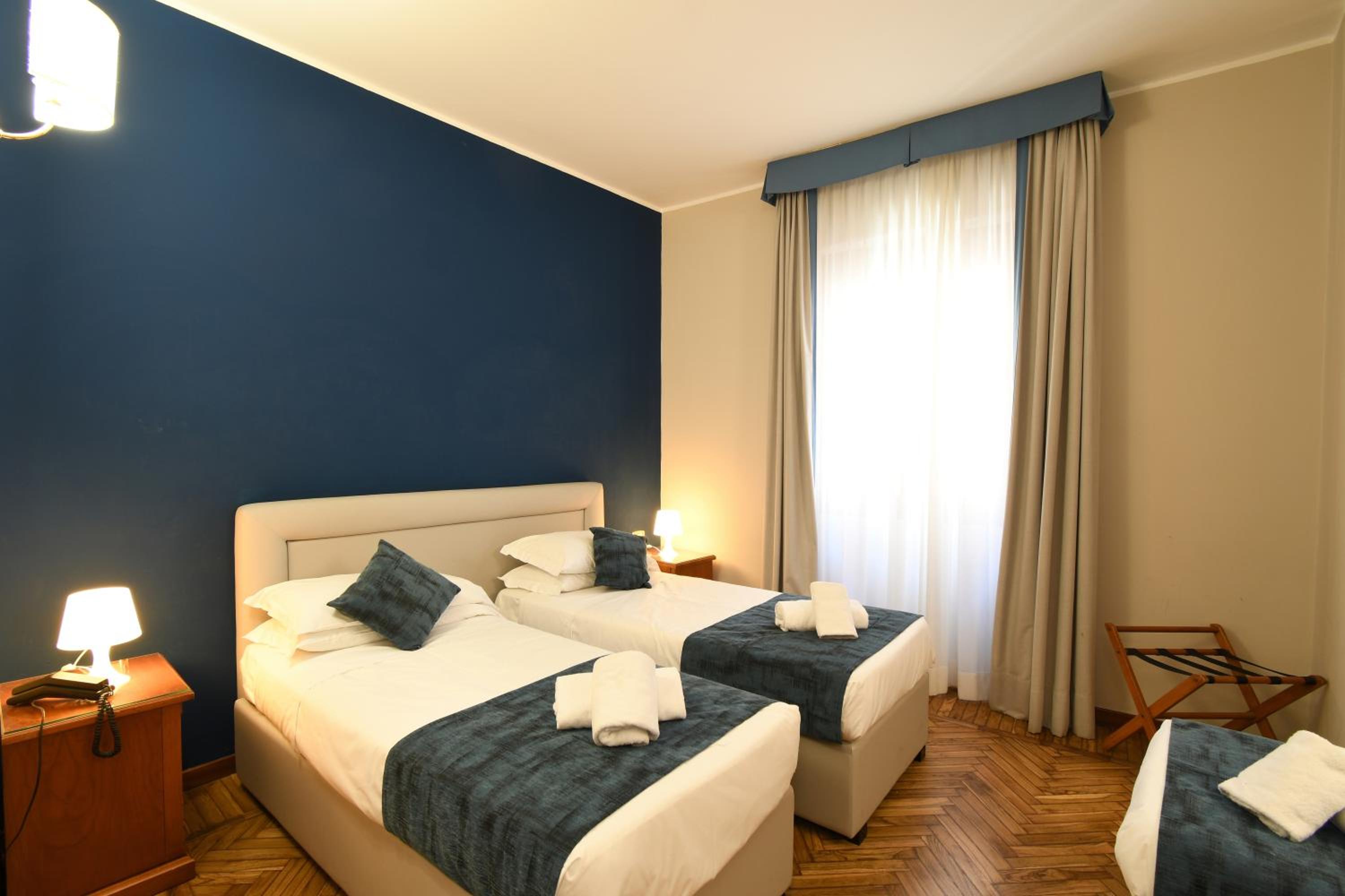 Triple Room - Photo 5