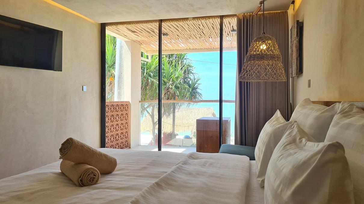 Apartment with Sea View photo 3