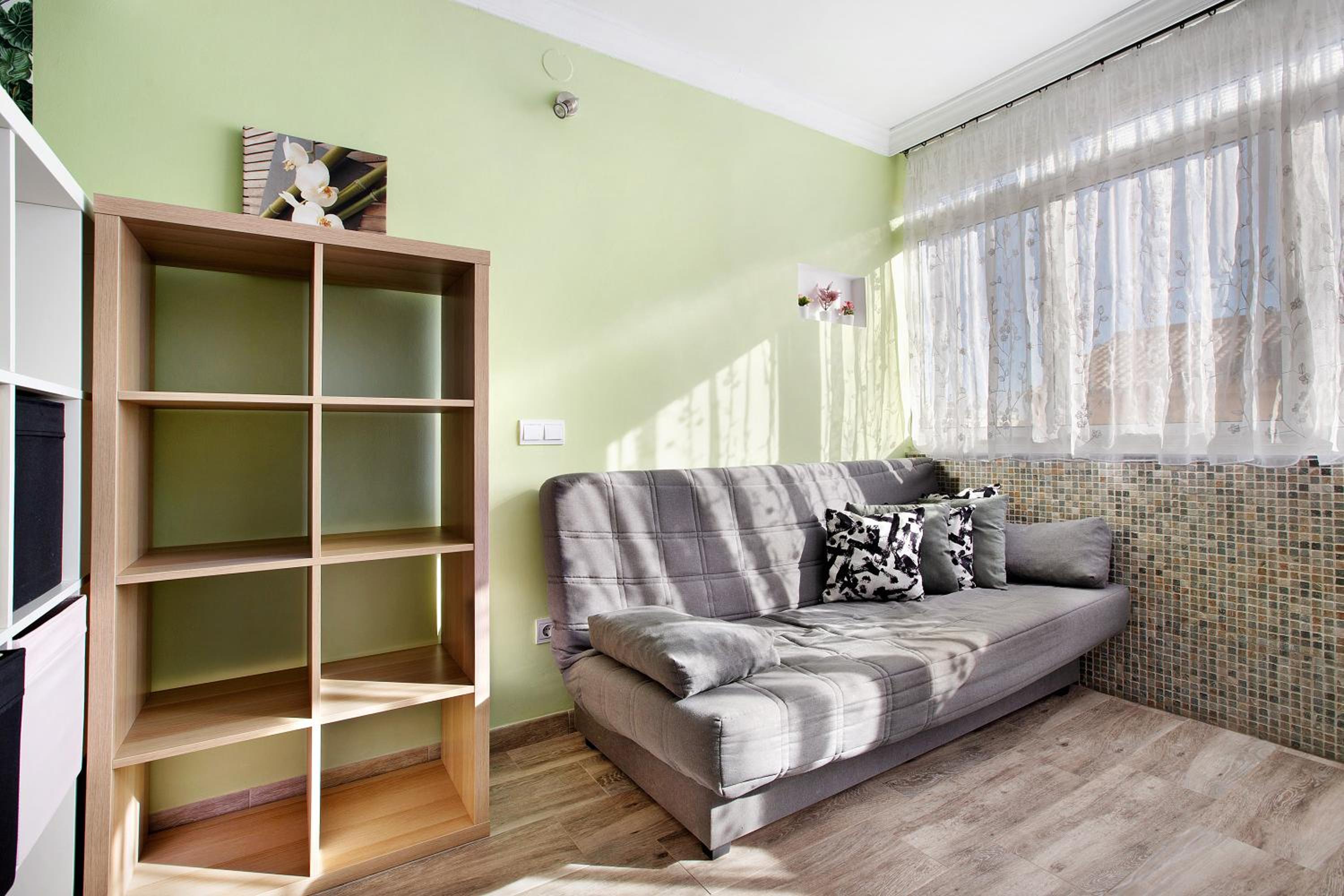 Studio with Sofa Bed