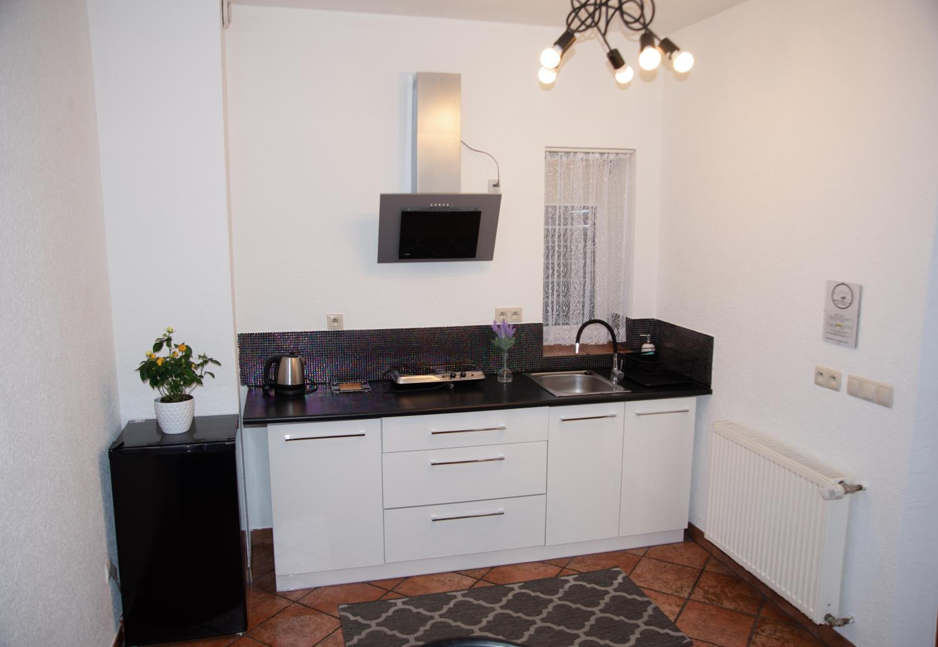 Family Suite (5 Adults) - Photo 4