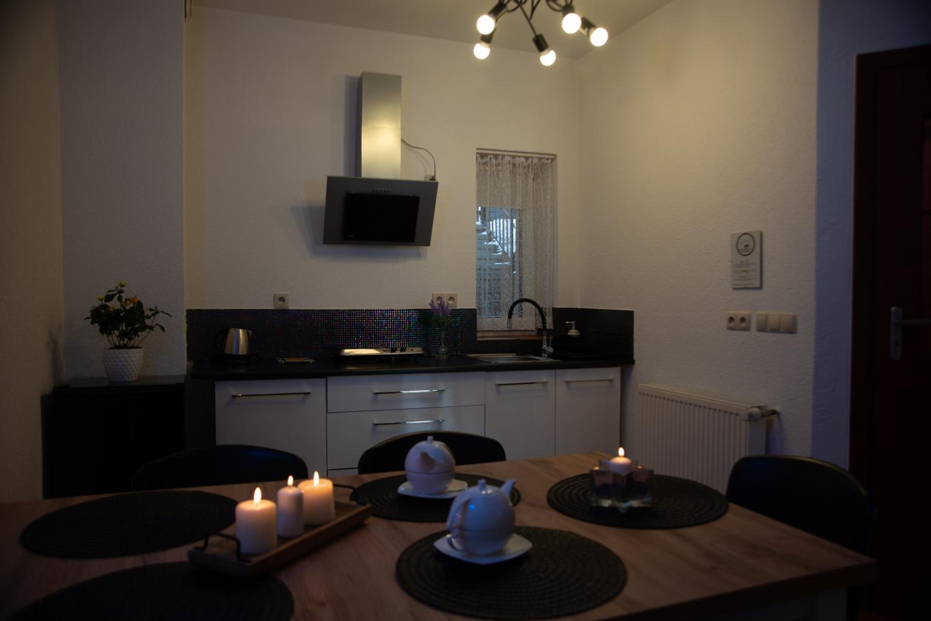Family Suite (5 Adults) - Photo 6