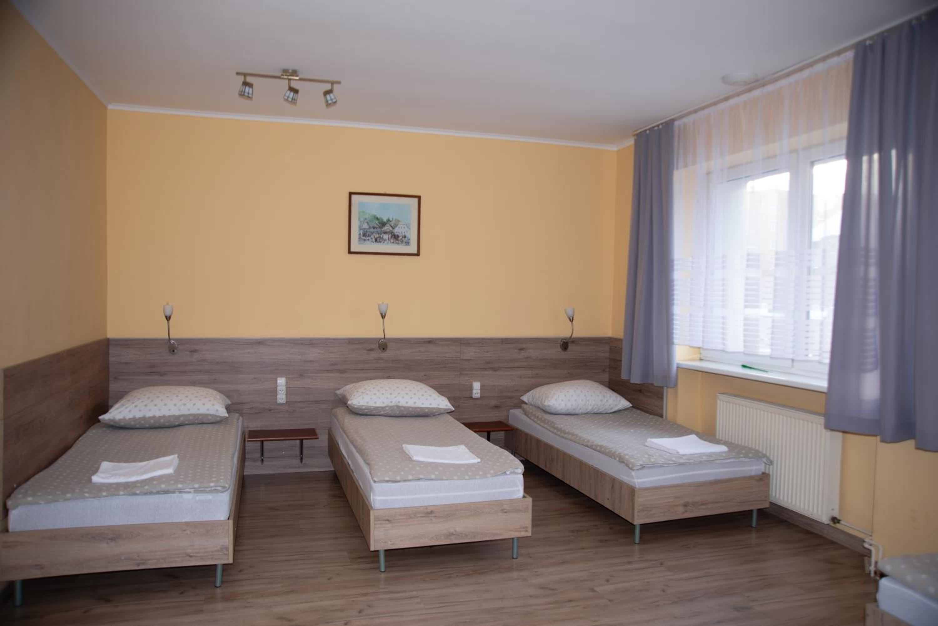 Family Suite (5 Adults) - Photo 9