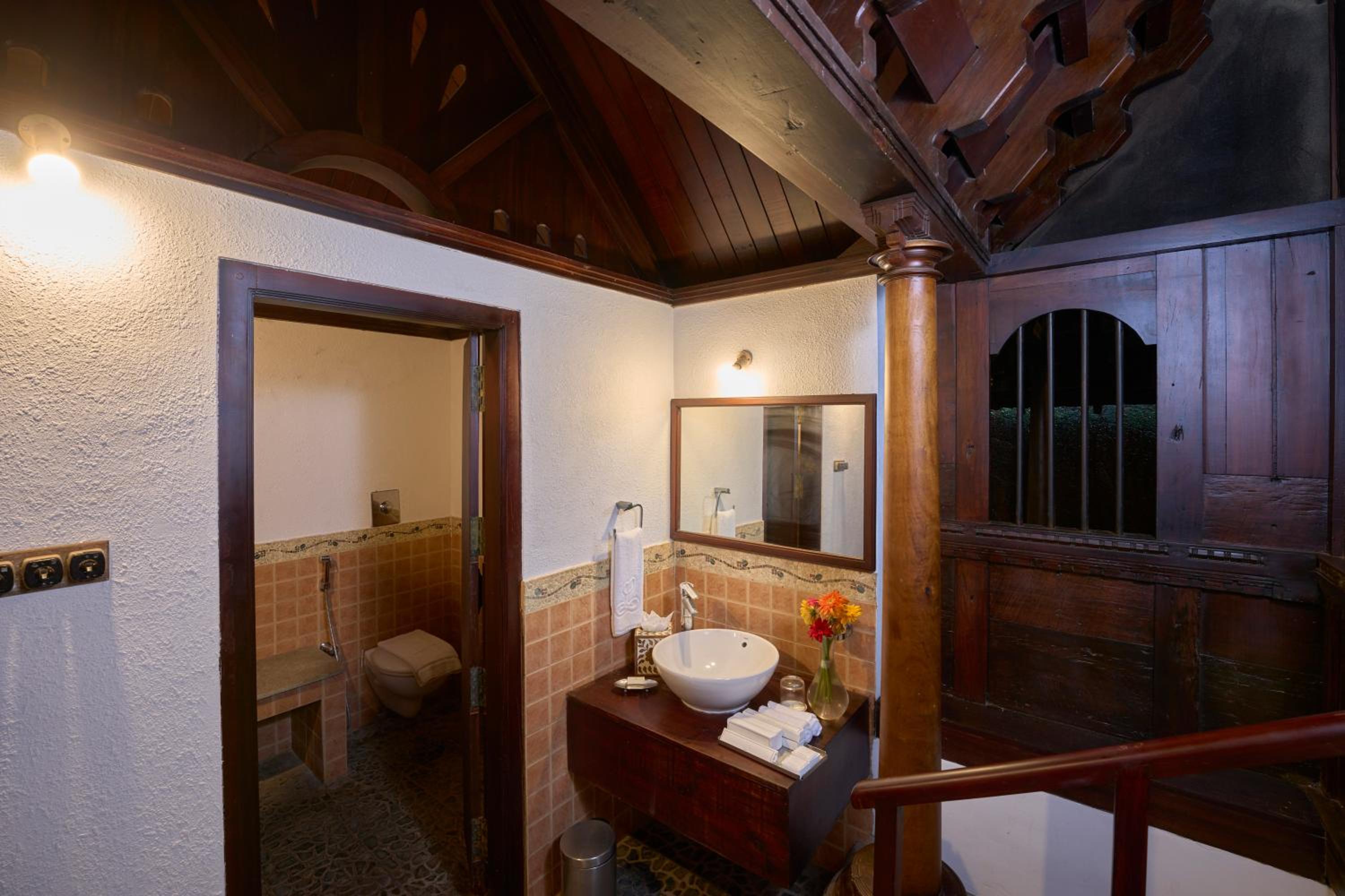 Anchal Cottage