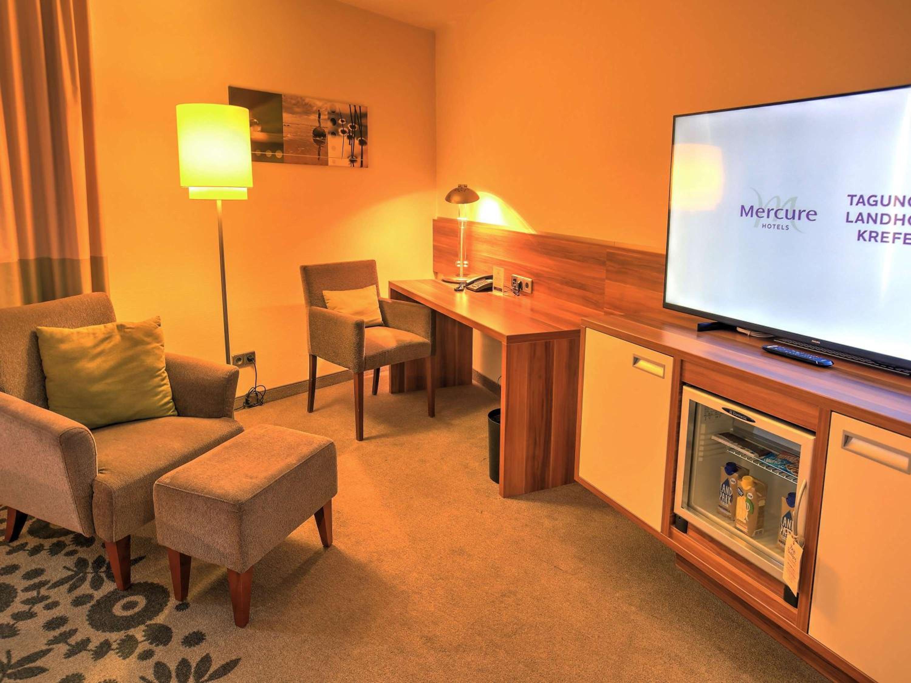 Privilege Queen Room with Balcony  - Photo 6