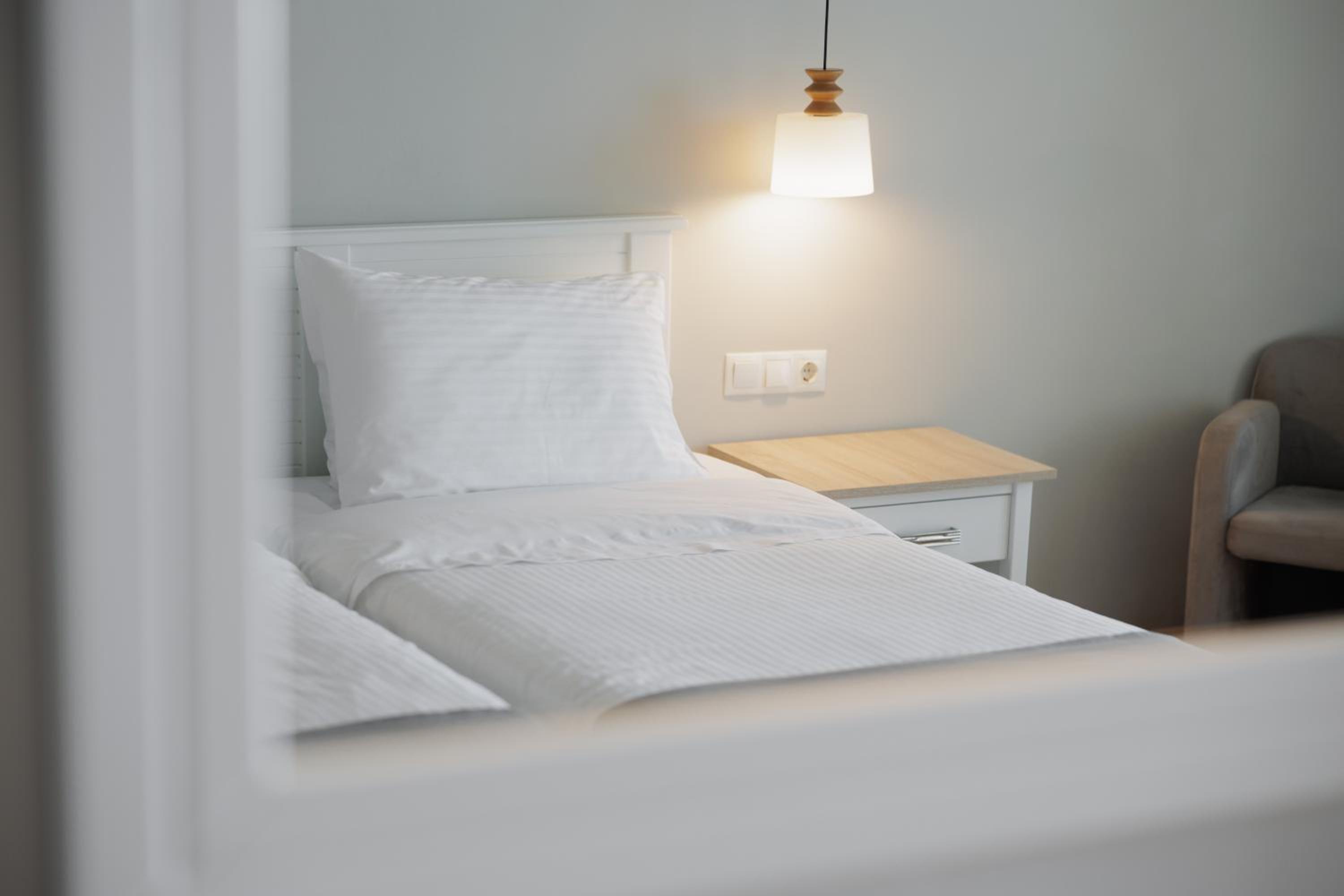 Standard Single Room with Mountain View