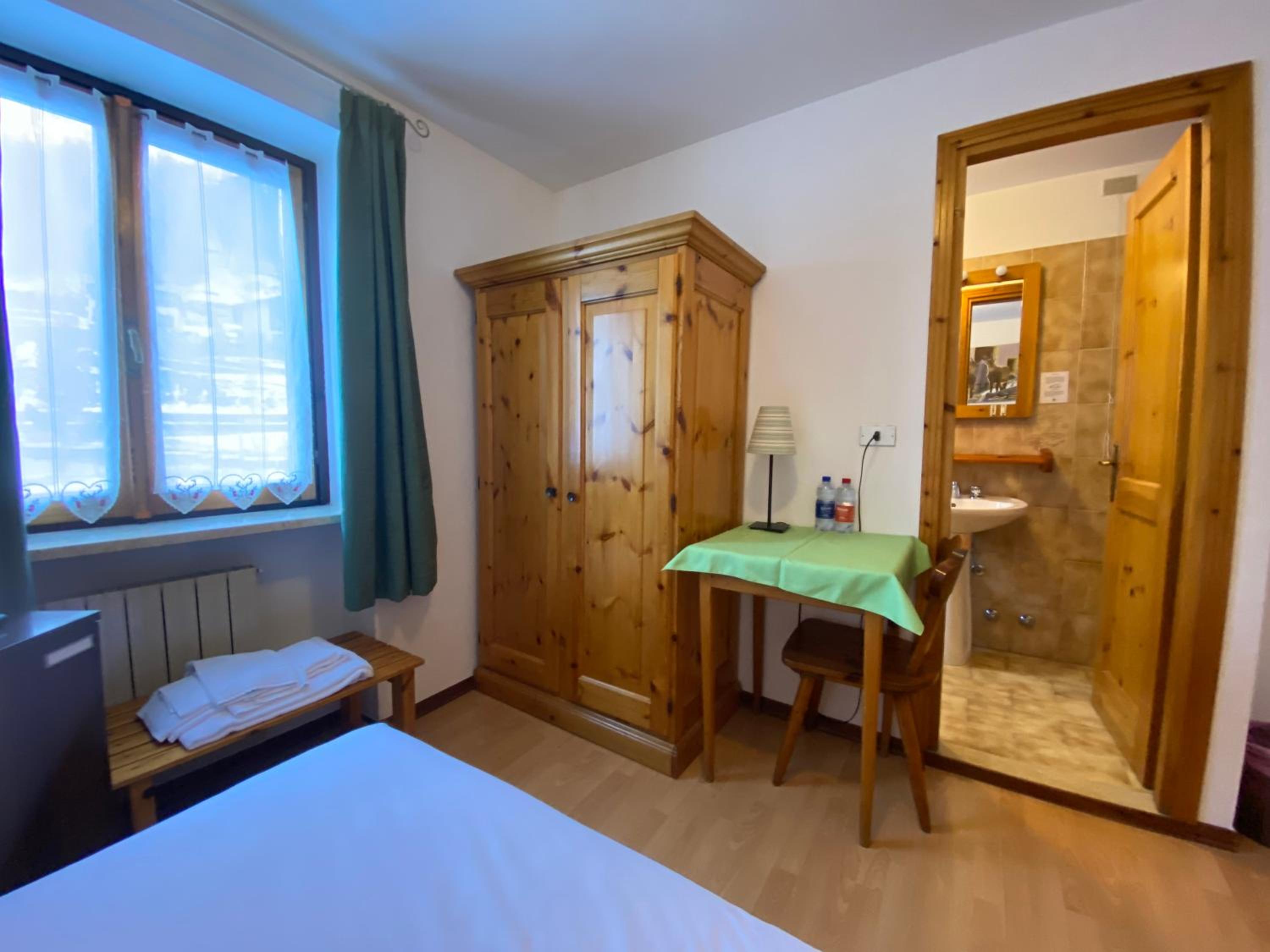 Single Room photo 2